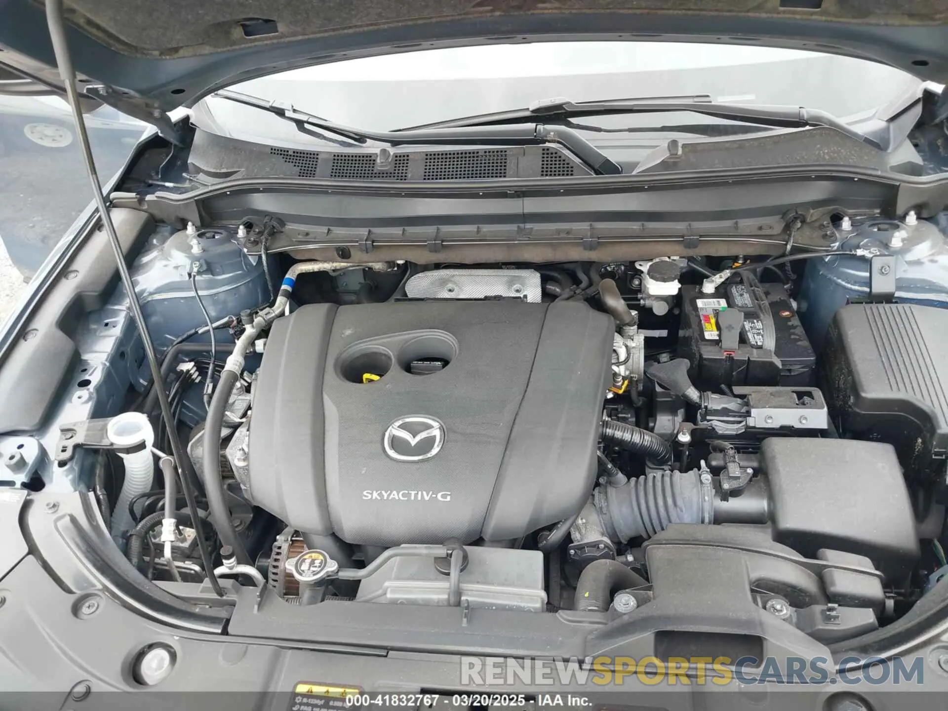 10 fotografías del automóvil dañado JM3KFBCM9P0190660 MAZDA CX-5 2023