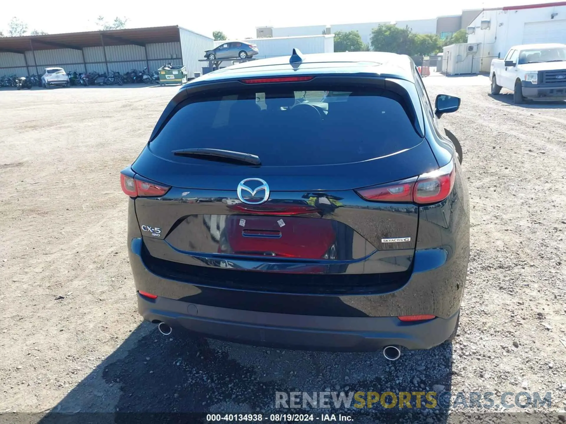 17 fotografías del automóvil dañado JM3KFBCMXP0148529 MAZDA CX-5 2023
