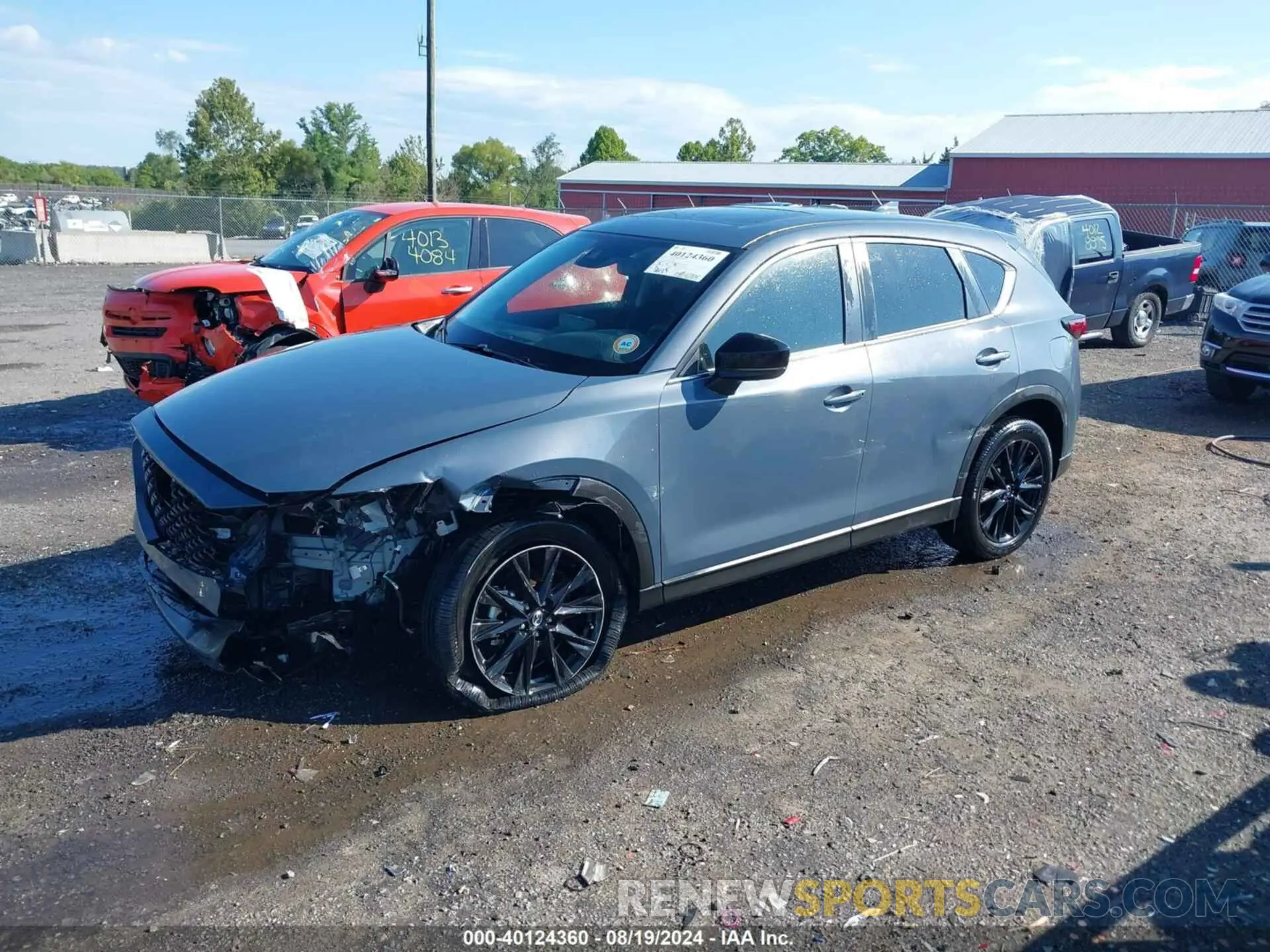 2 fotografías del automóvil dañado JM3KFBCMXP0173625 MAZDA CX-5 2023