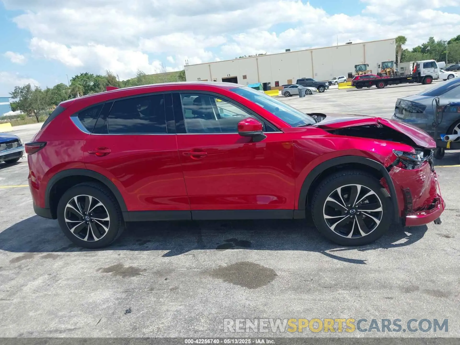 14 fotografías del automóvil dañado JM3KFBDM0P0219901 MAZDA CX-5 2023