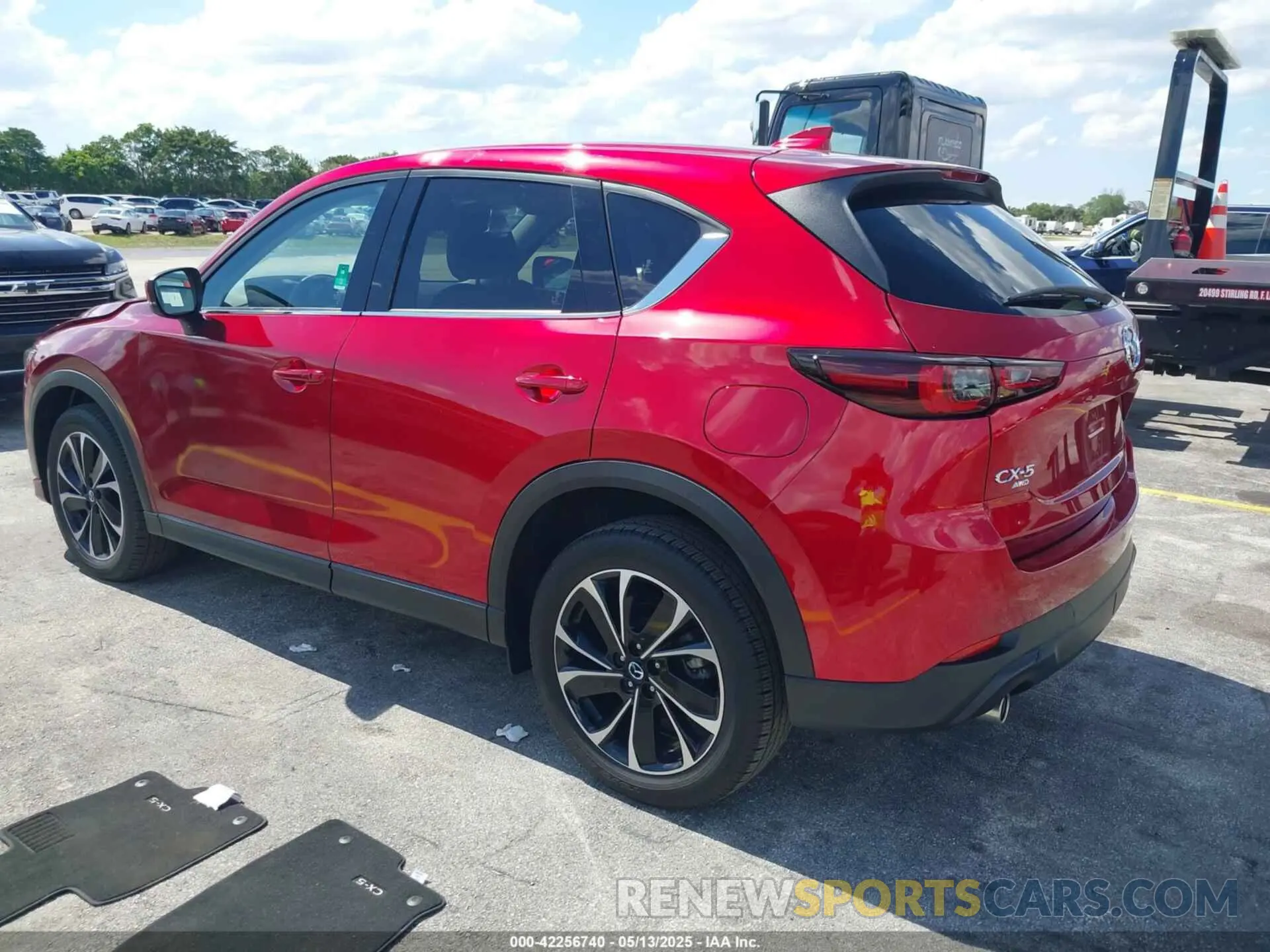3 fotografías del automóvil dañado JM3KFBDM0P0219901 MAZDA CX-5 2023