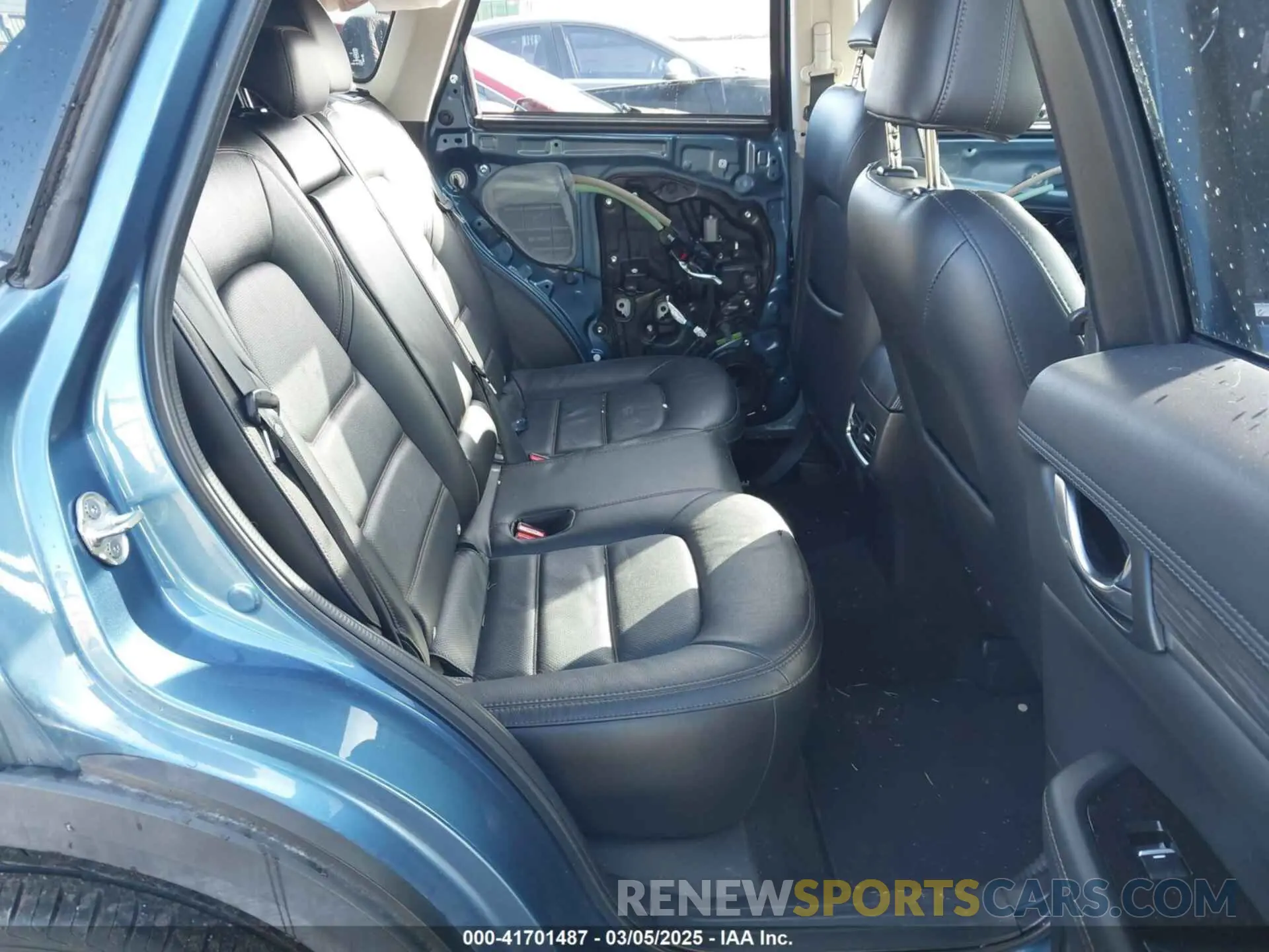 8 fotografías del automóvil dañado JM3KFBDM1P0191929 MAZDA CX-5 2023