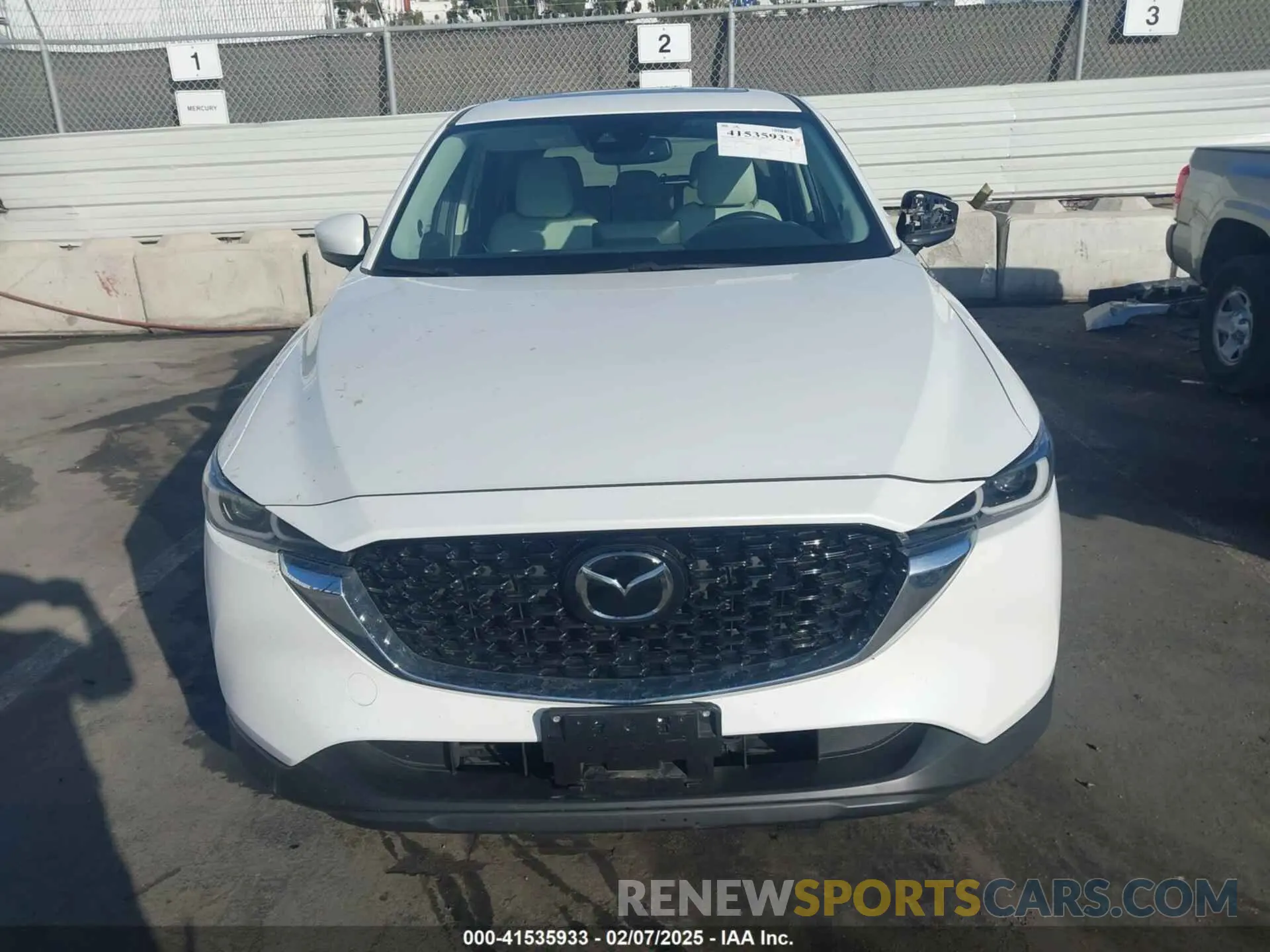 12 fotografías del automóvil dañado JM3KFBDM2P0283602 MAZDA CX-5 2023
