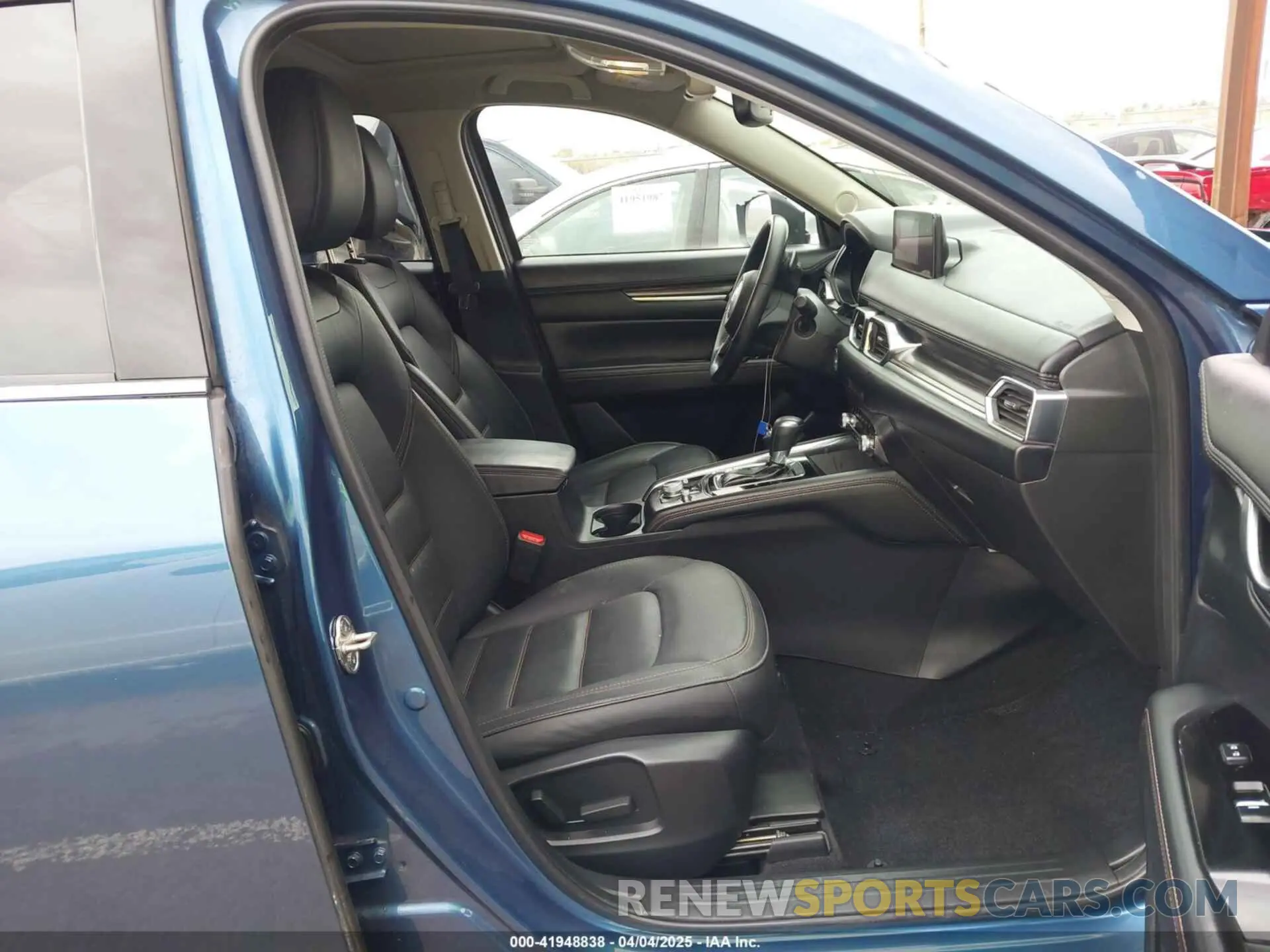 5 fotografías del automóvil dañado JM3KFBDM3P0134857 MAZDA CX-5 2023