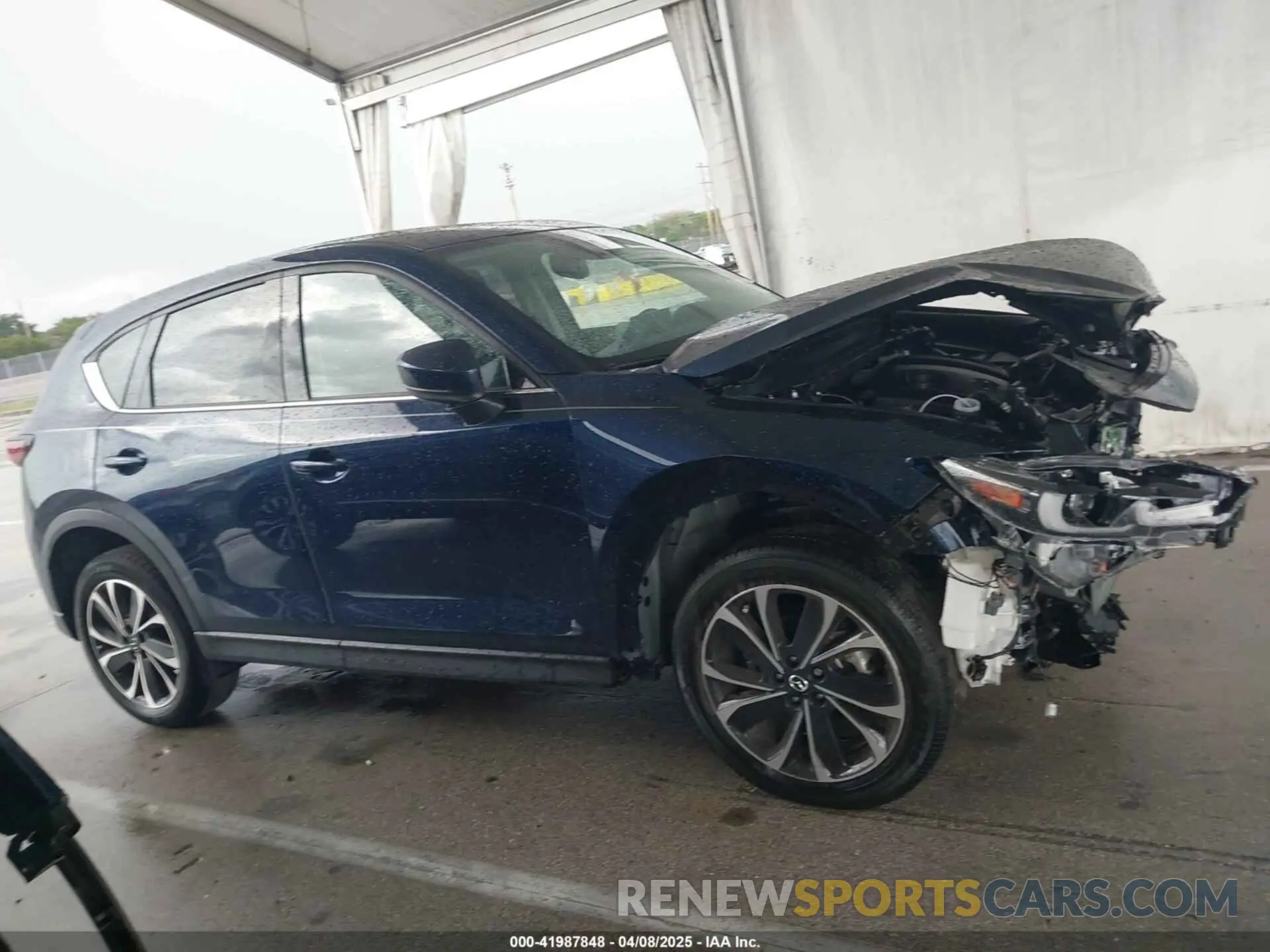 12 fotografías del automóvil dañado JM3KFBDM3P0137628 MAZDA CX-5 2023