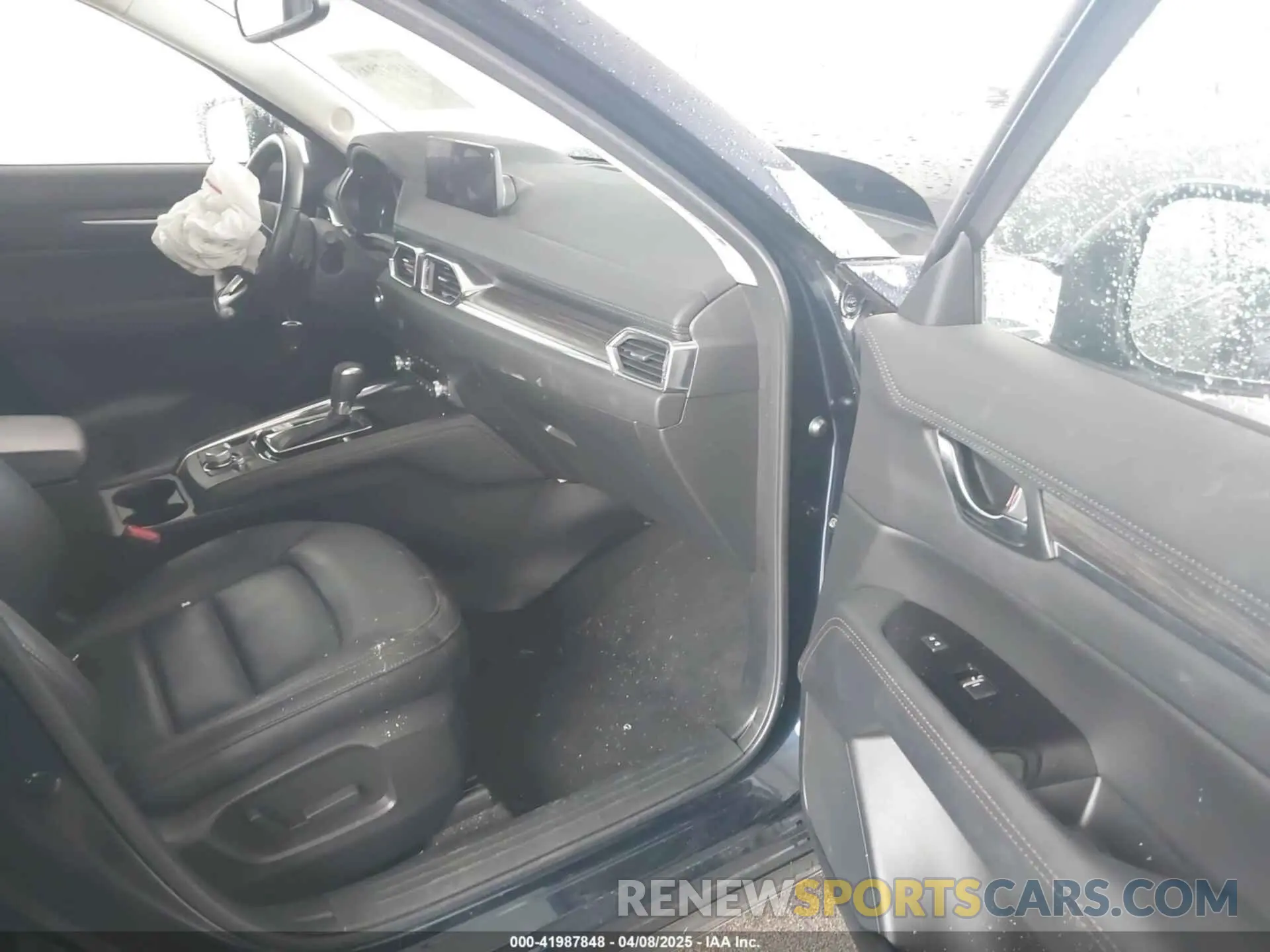5 fotografías del automóvil dañado JM3KFBDM3P0137628 MAZDA CX-5 2023