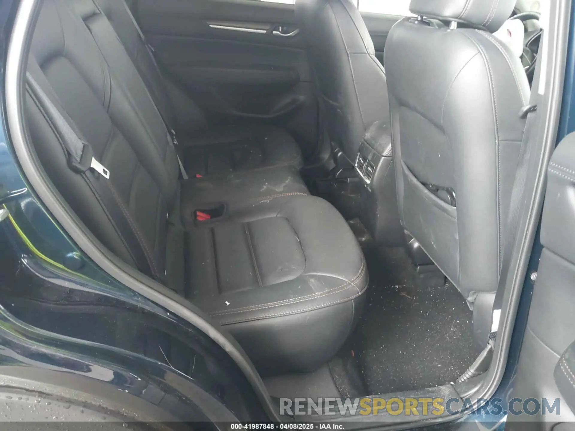 8 fotografías del automóvil dañado JM3KFBDM3P0137628 MAZDA CX-5 2023
