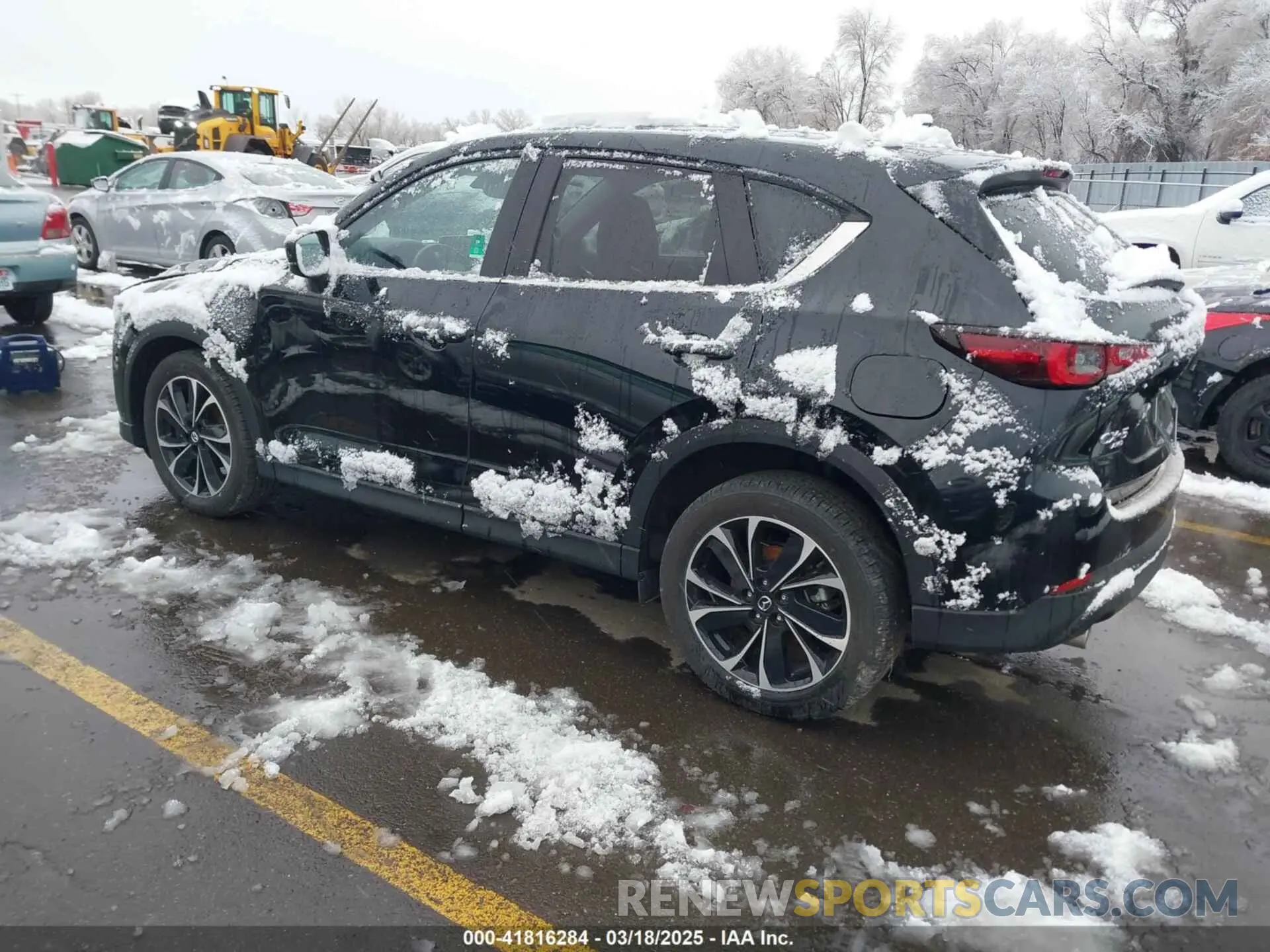 3 fotografías del automóvil dañado JM3KFBDM3P0187963 MAZDA CX-5 2023