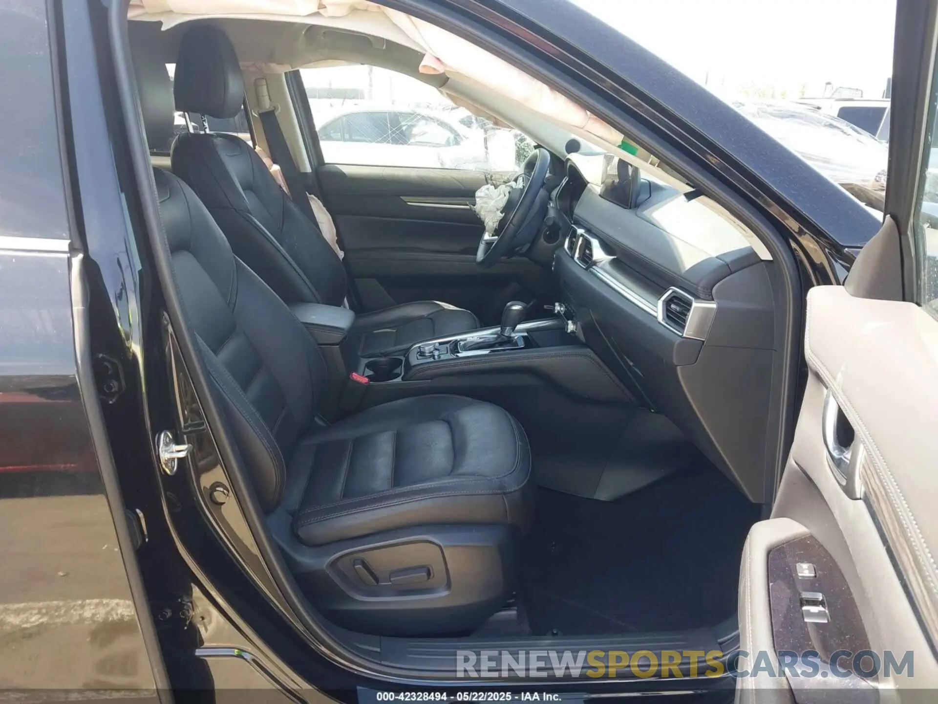 5 fotografías del automóvil dañado JM3KFBDM3P0218645 MAZDA CX-5 2023