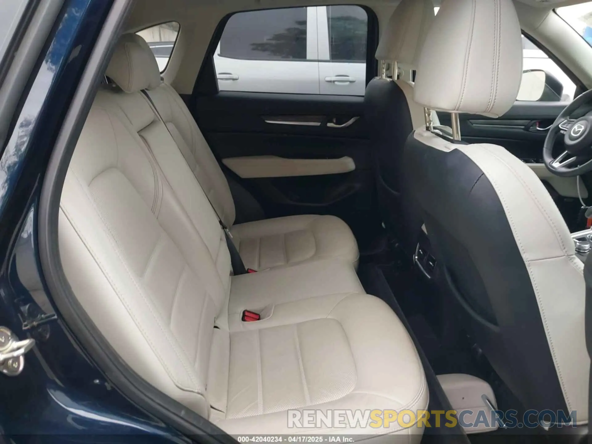 8 fotografías del automóvil dañado JM3KFBDM4P0185865 MAZDA CX-5 2023