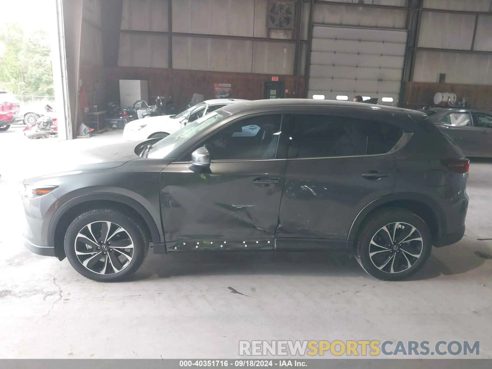 14 fotografías del automóvil dañado JM3KFBDM5P0267412 MAZDA CX-5 2023