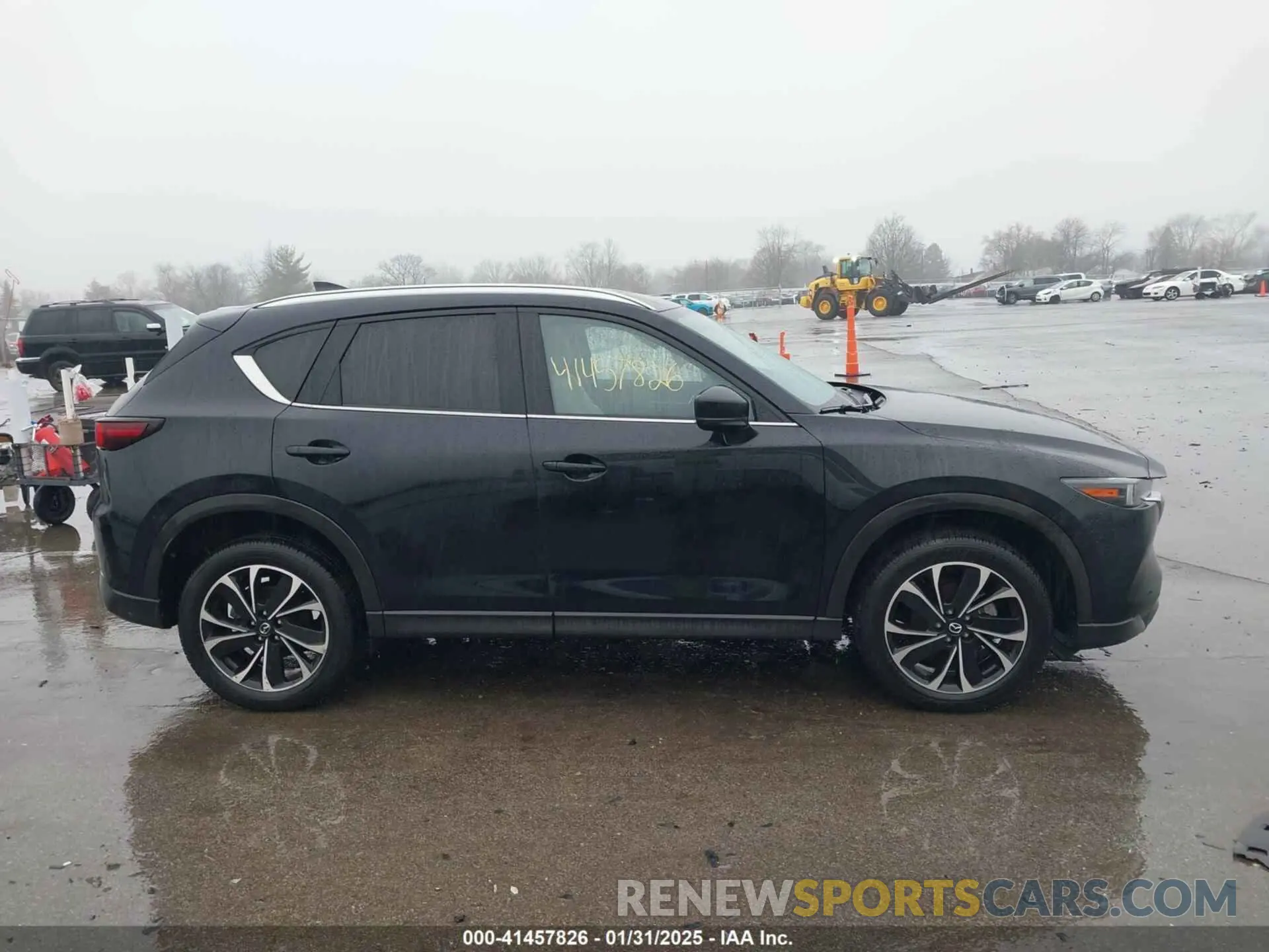 13 fotografías del automóvil dañado JM3KFBDM6P0235133 MAZDA CX-5 2023
