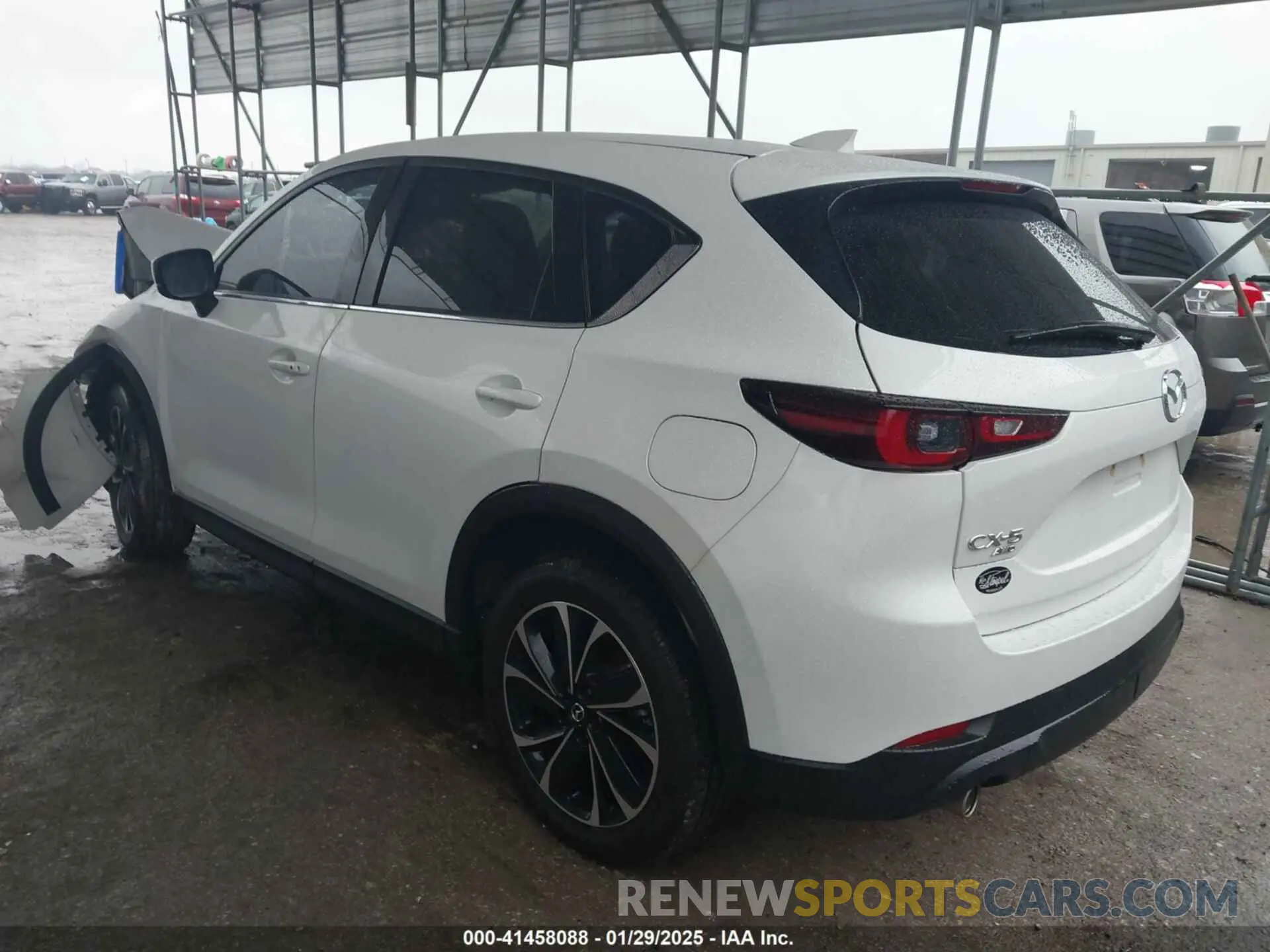 3 fotografías del automóvil dañado JM3KFBDM7P0165562 MAZDA CX-5 2023