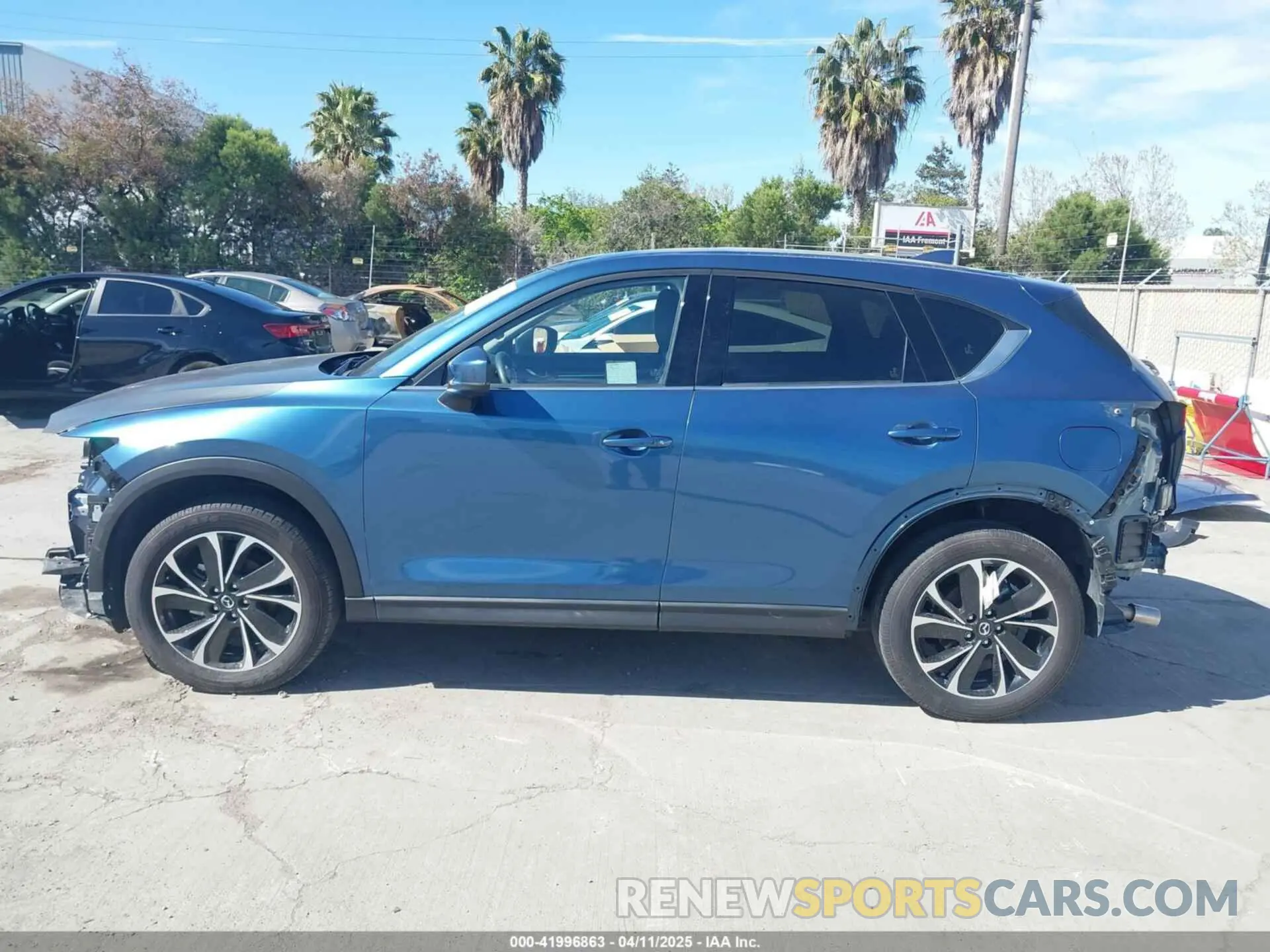 15 fotografías del automóvil dañado JM3KFBDM7P0233374 MAZDA CX-5 2023