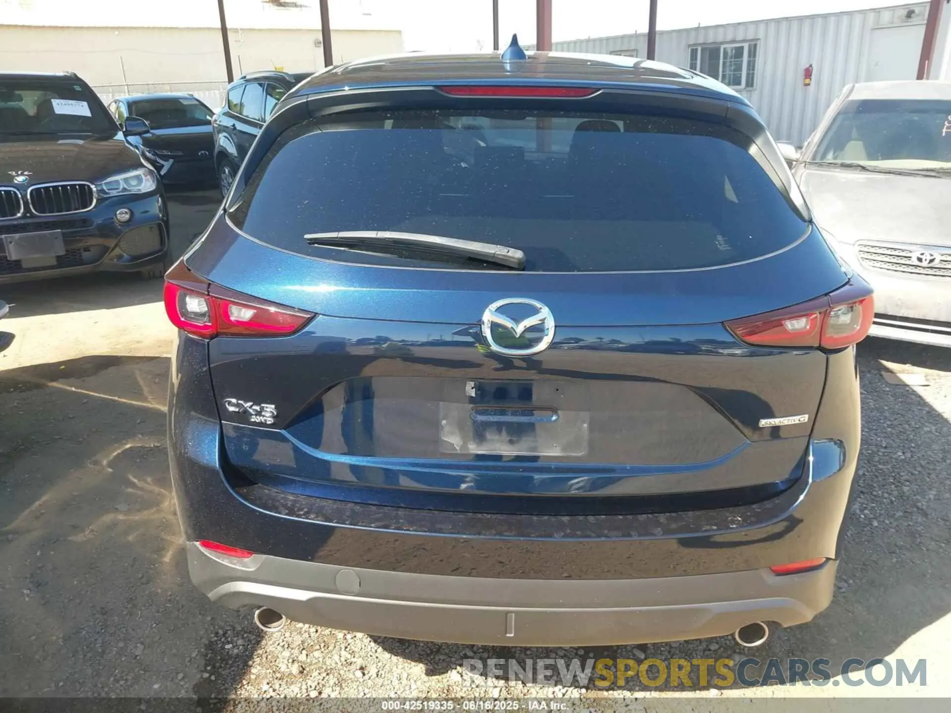 16 fotografías del automóvil dañado JM3KFBDM8P0202084 MAZDA CX-5 2023