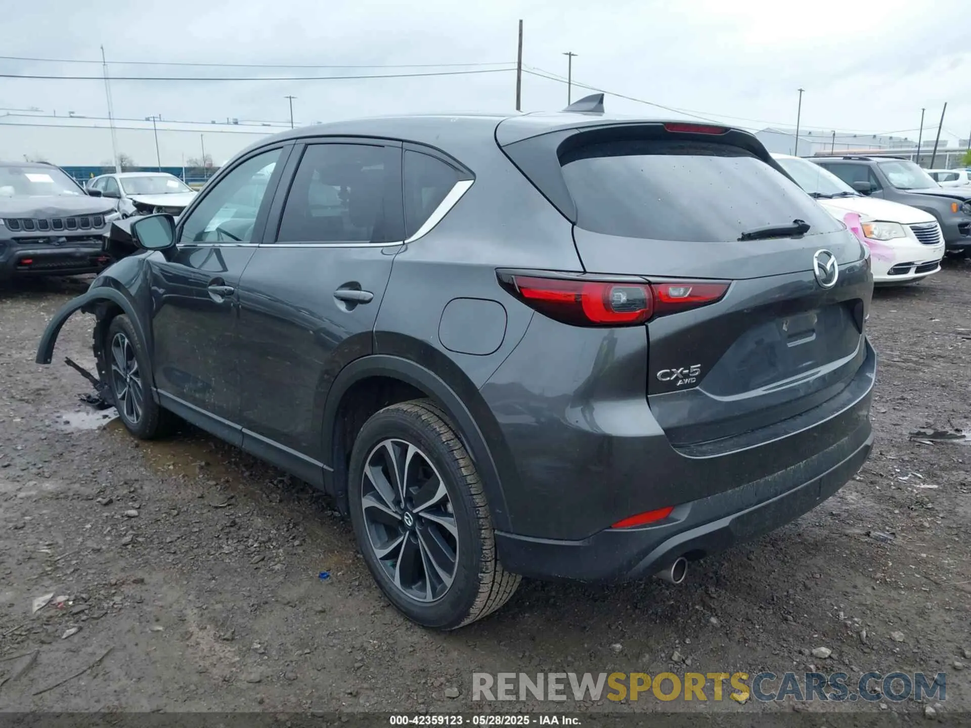 3 fotografías del automóvil dañado JM3KFBDMXP0142955 MAZDA CX-5 2023