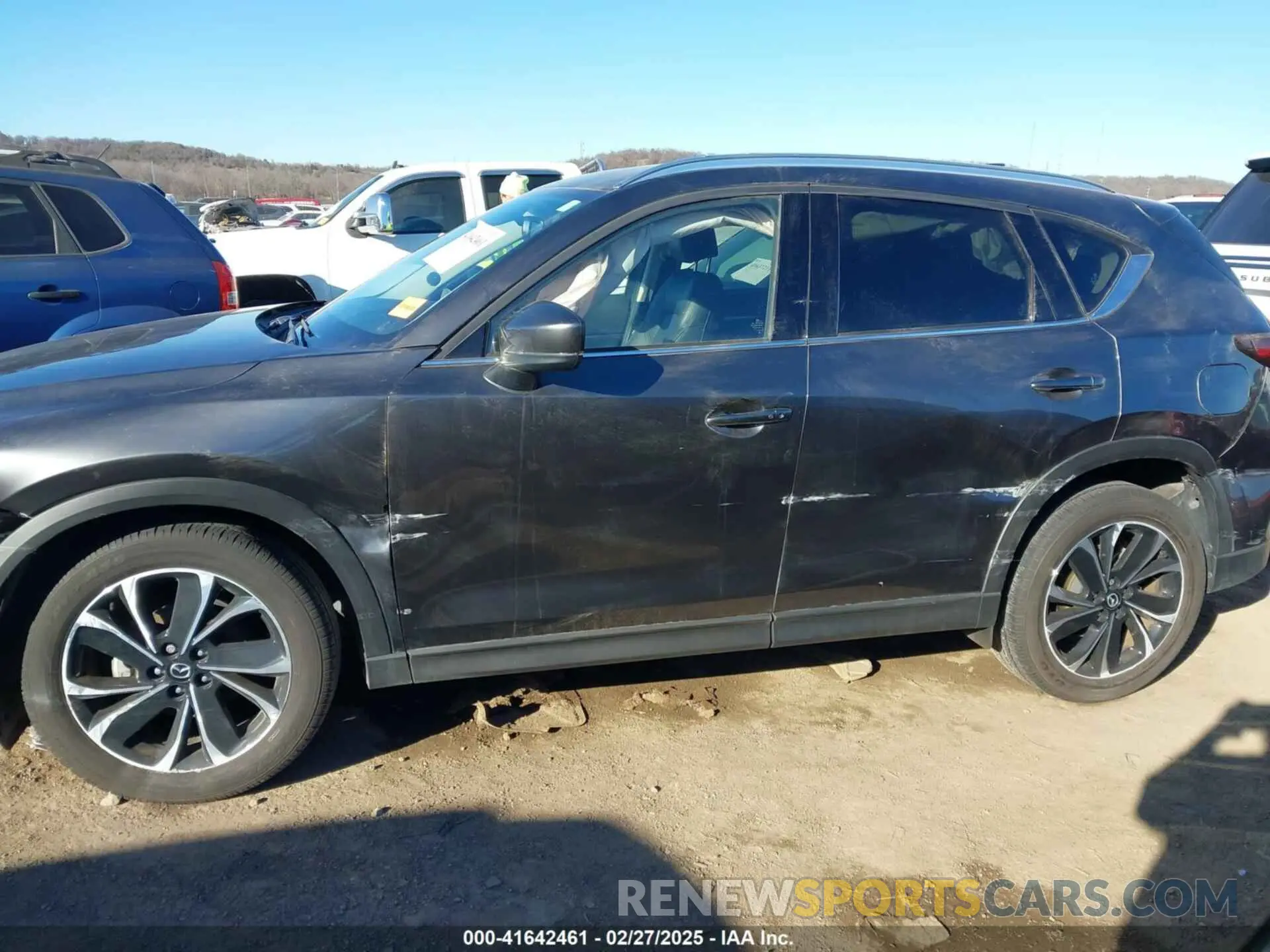 14 fotografías del automóvil dañado JM3KFBEM2P0163054 MAZDA CX-5 2023