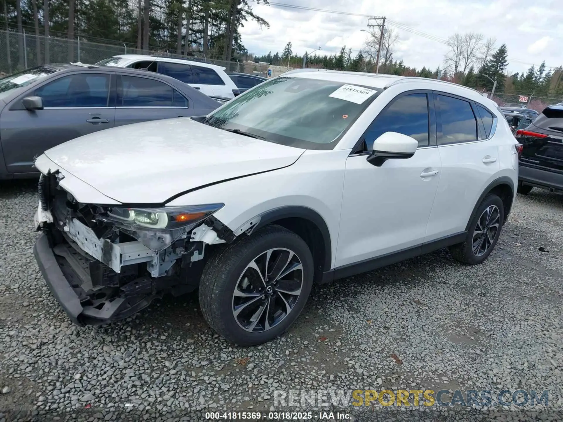 15 fotografías del automóvil dañado JM3KFBEM3P0236481 MAZDA CX-5 2023