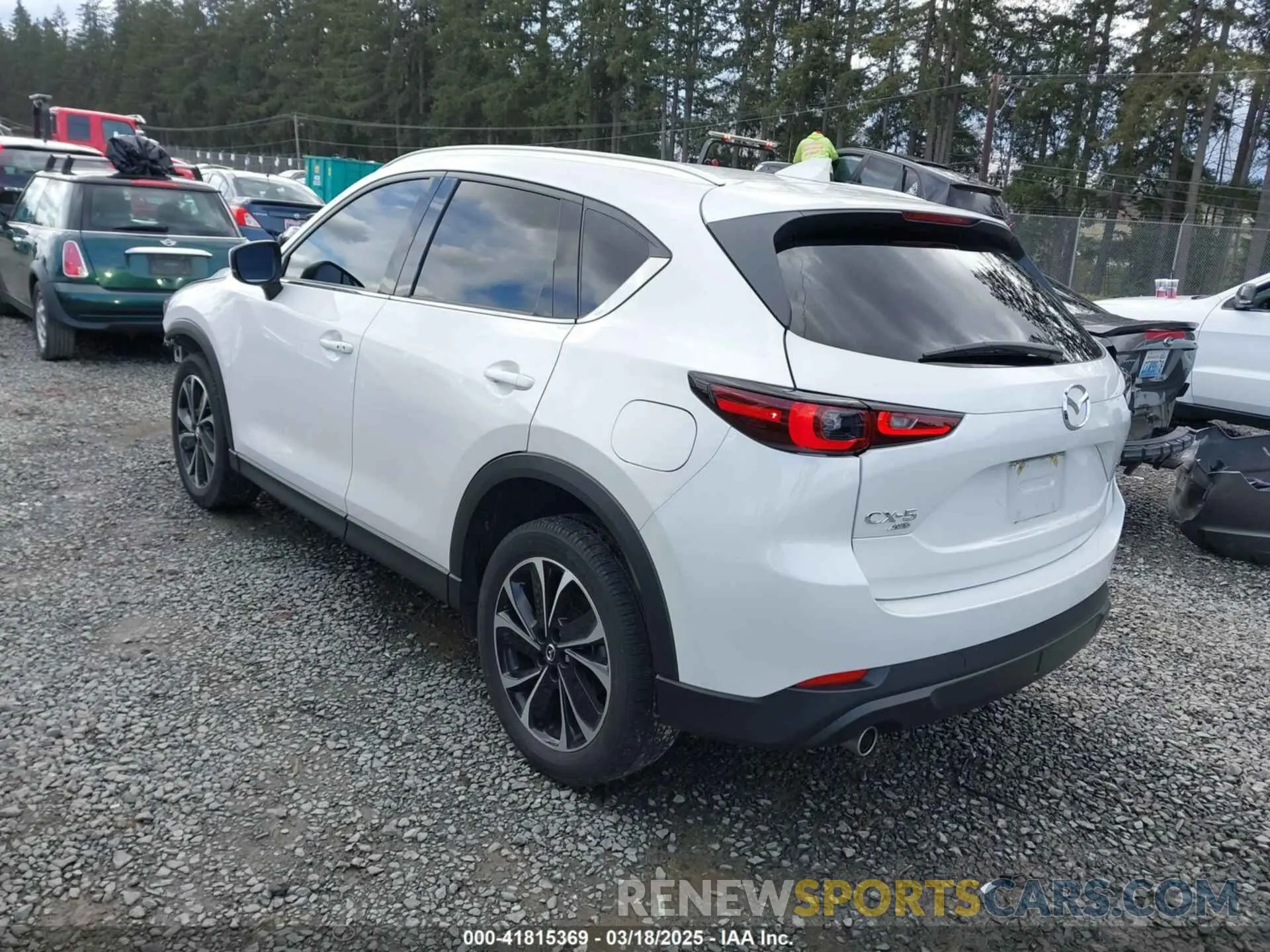 3 fotografías del automóvil dañado JM3KFBEM3P0236481 MAZDA CX-5 2023