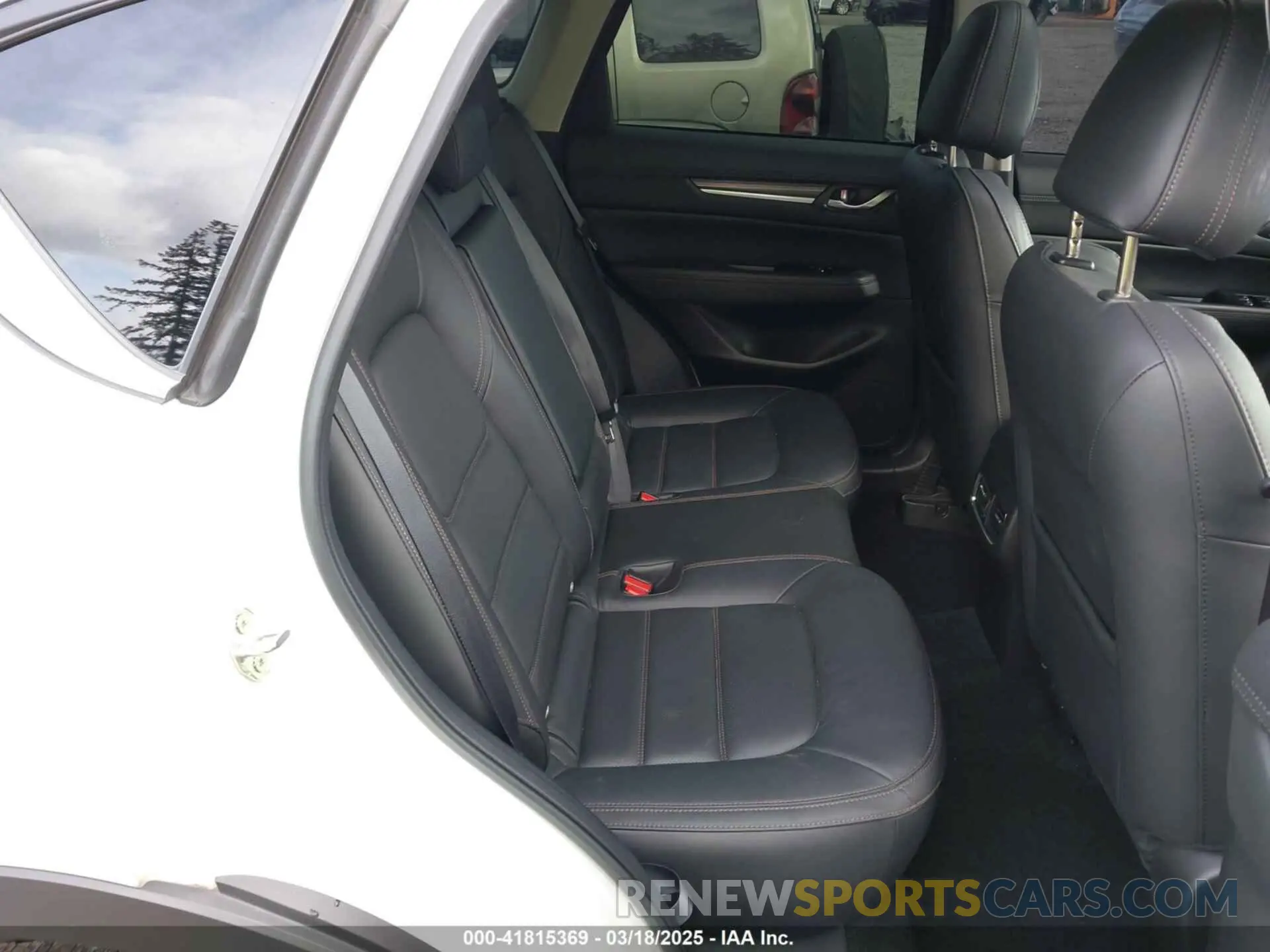 8 fotografías del automóvil dañado JM3KFBEM3P0236481 MAZDA CX-5 2023