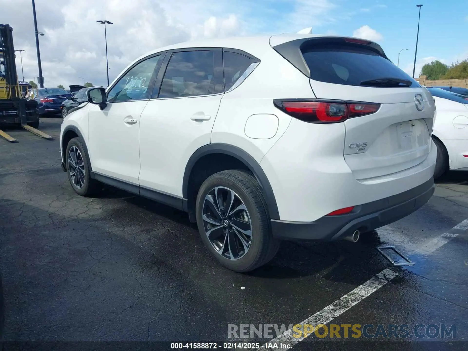 3 fotografías del automóvil dañado JM3KFBEM4P0112803 MAZDA CX-5 2023