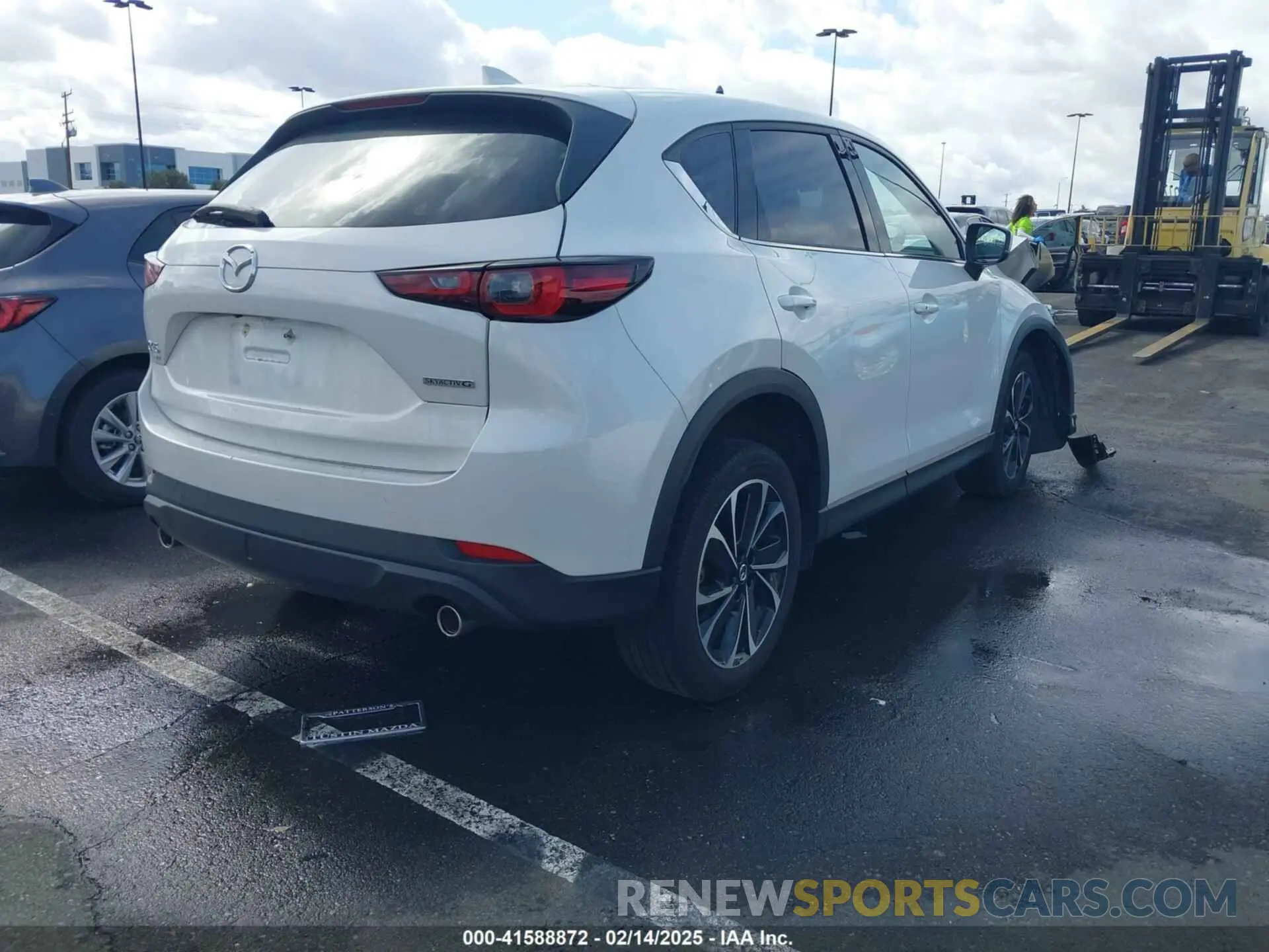 4 fotografías del automóvil dañado JM3KFBEM4P0112803 MAZDA CX-5 2023