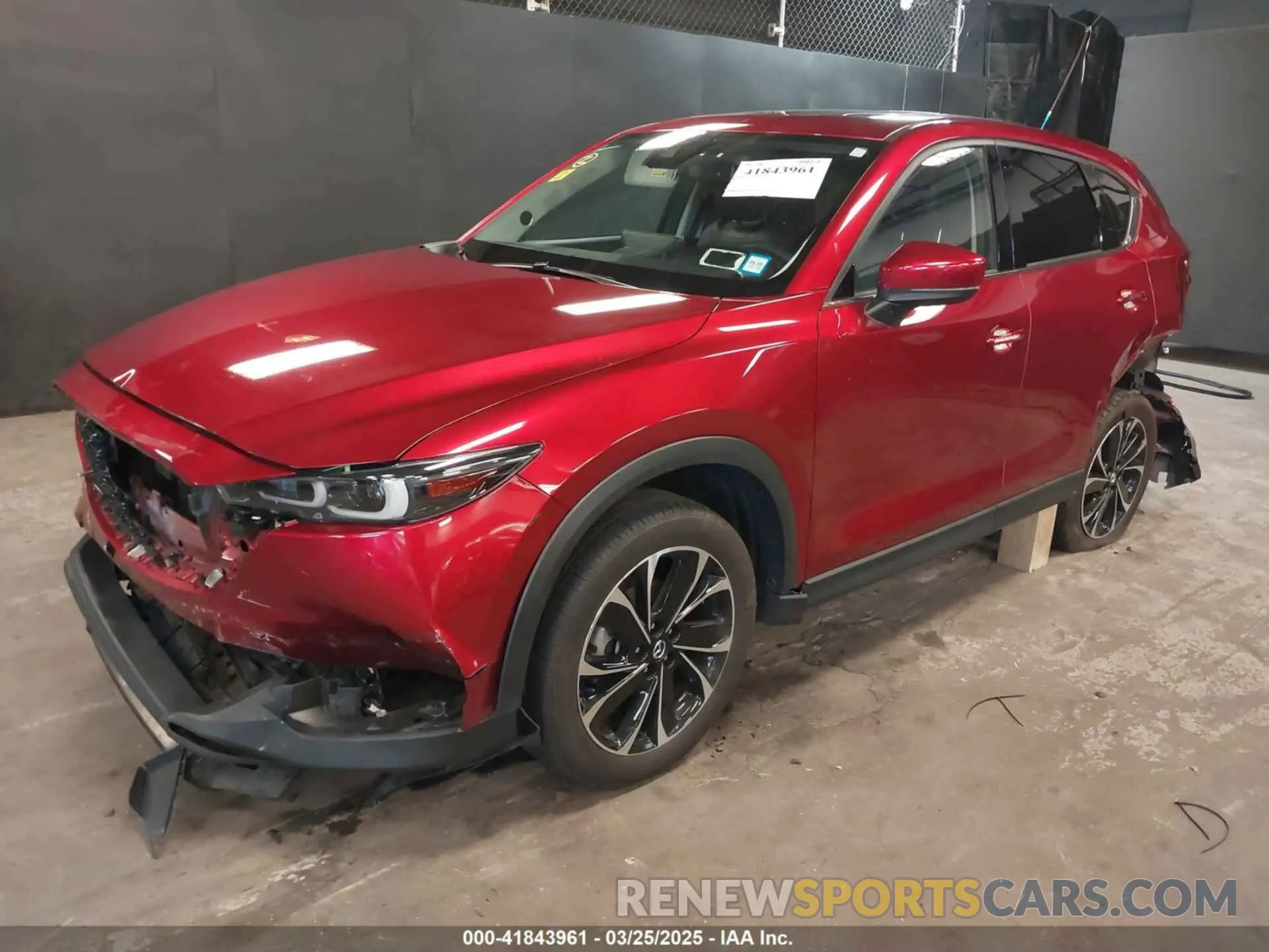2 fotografías del automóvil dañado JM3KFBEM5P0164568 MAZDA CX-5 2023
