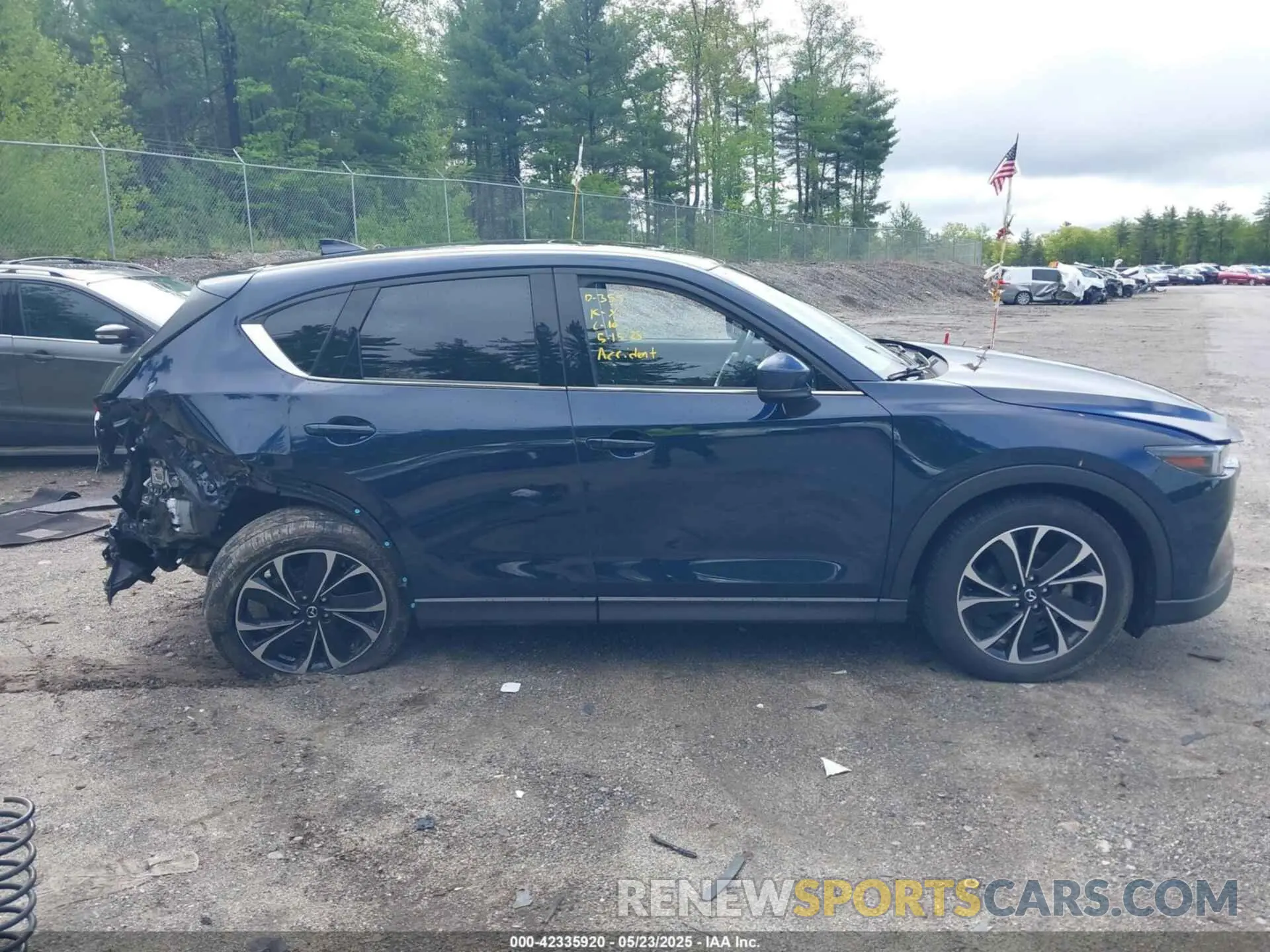 14 fotografías del automóvil dañado JM3KFBEM5P0203255 MAZDA CX-5 2023