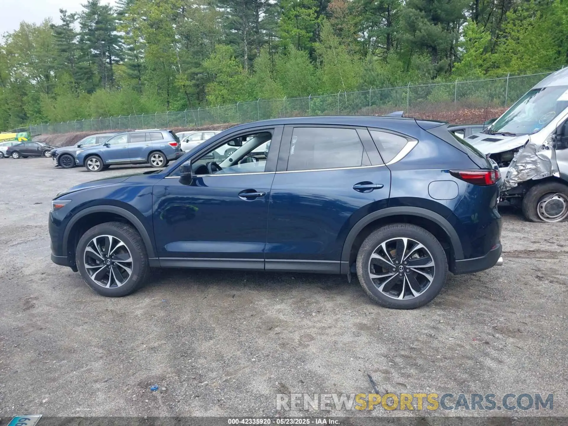 15 fotografías del automóvil dañado JM3KFBEM5P0203255 MAZDA CX-5 2023