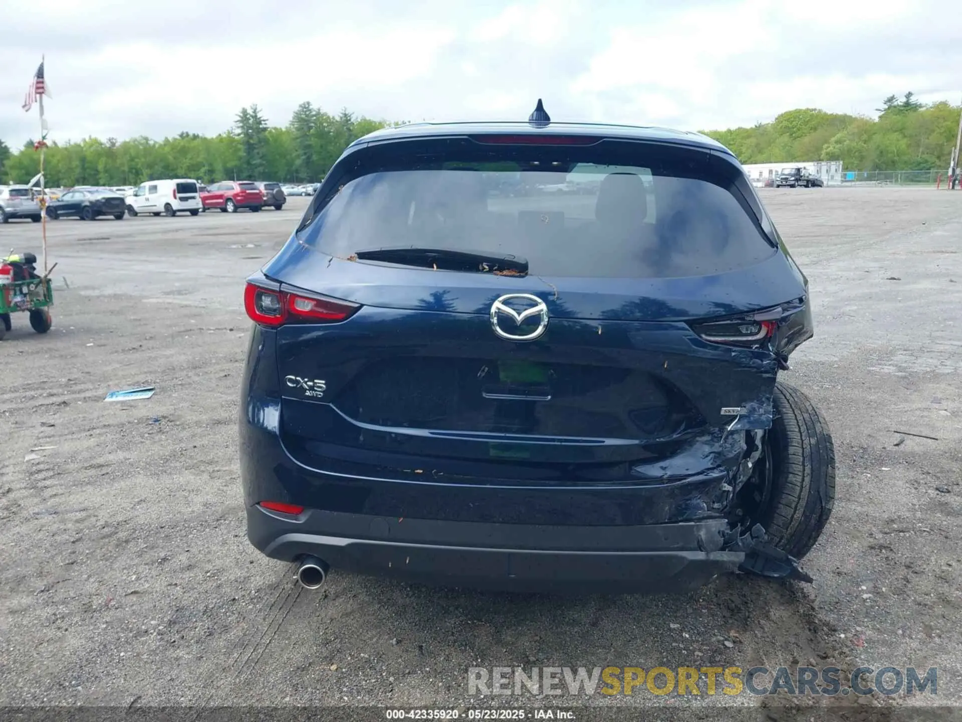 17 fotografías del automóvil dañado JM3KFBEM5P0203255 MAZDA CX-5 2023