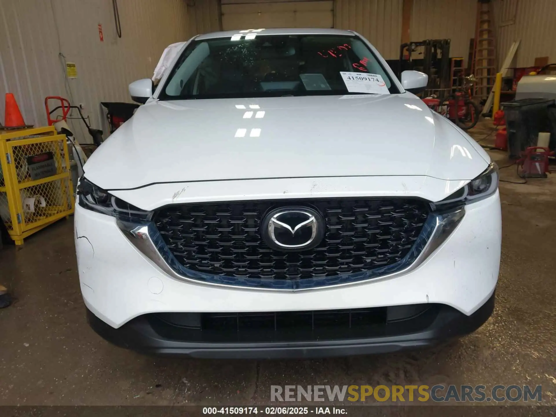 12 fotografías del automóvil dañado JM3KFBEM5P0258952 MAZDA CX-5 2023