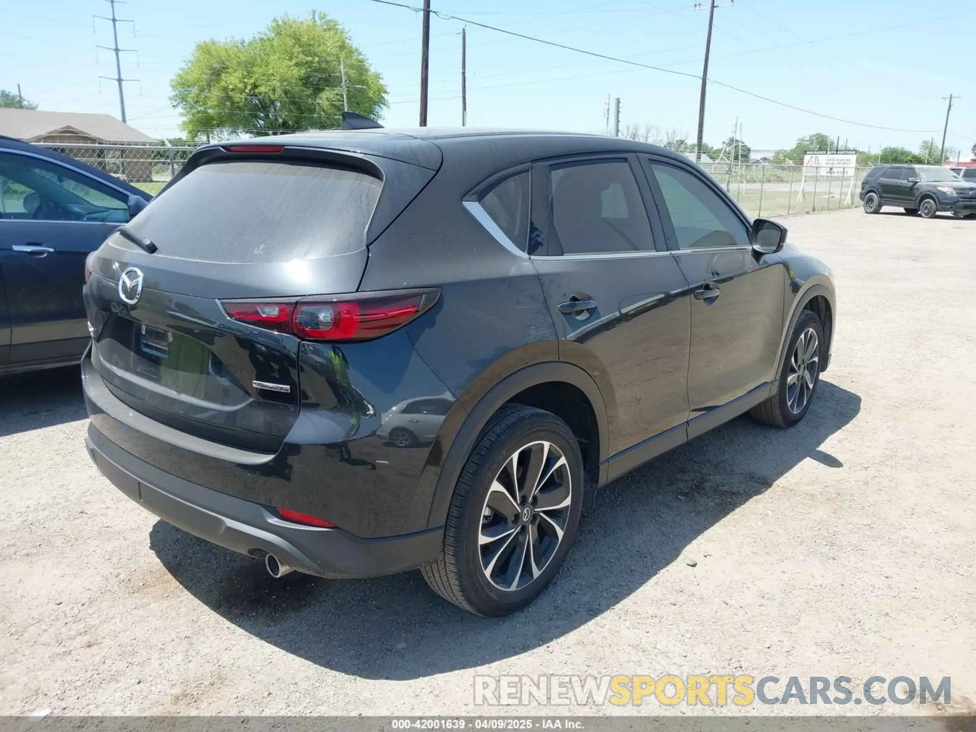 4 fotografías del automóvil dañado JM3KFBEM8P0148428 MAZDA CX-5 2023
