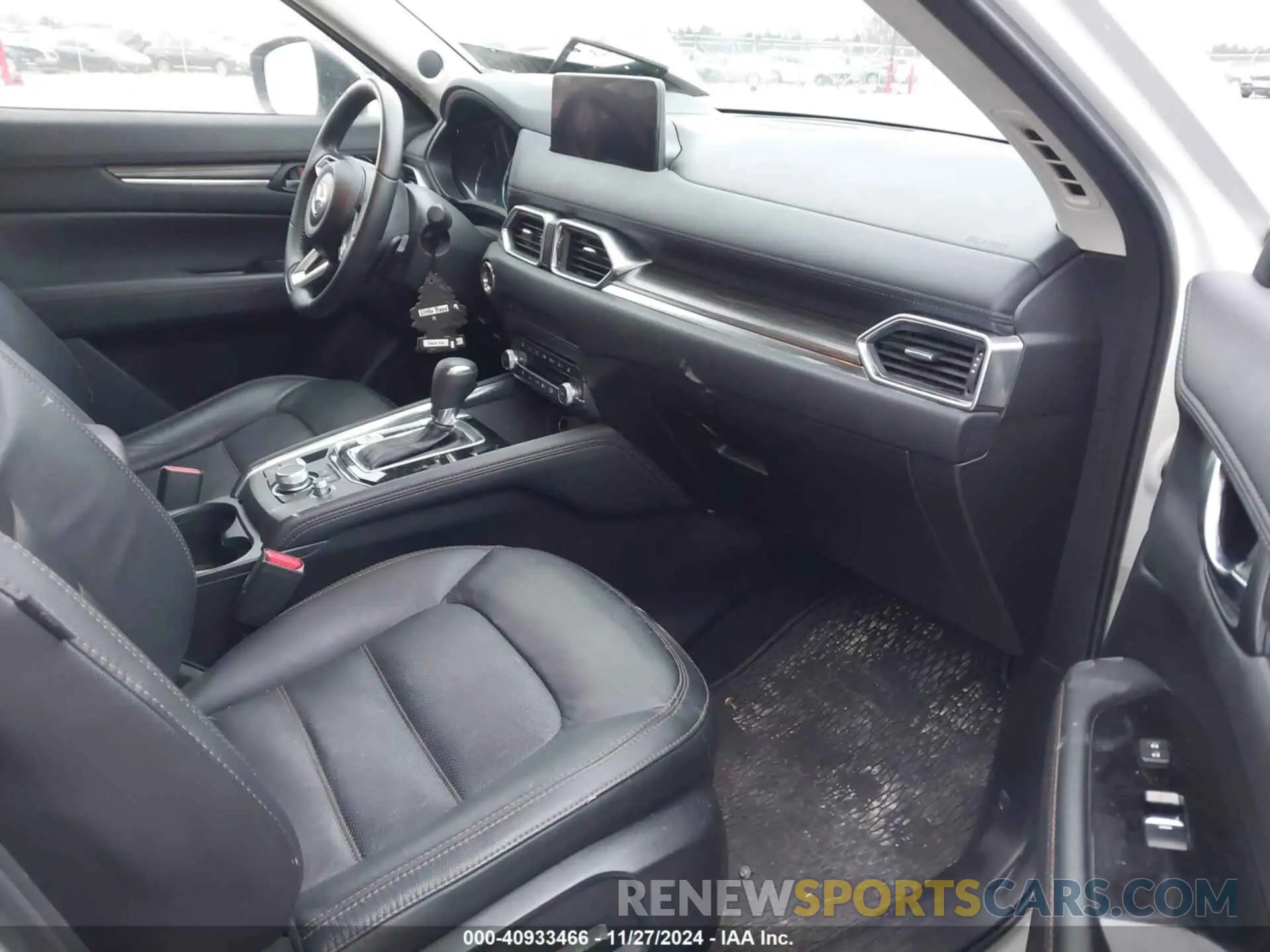 5 fotografías del automóvil dañado JM3KFBEM8P0172177 MAZDA CX-5 2023