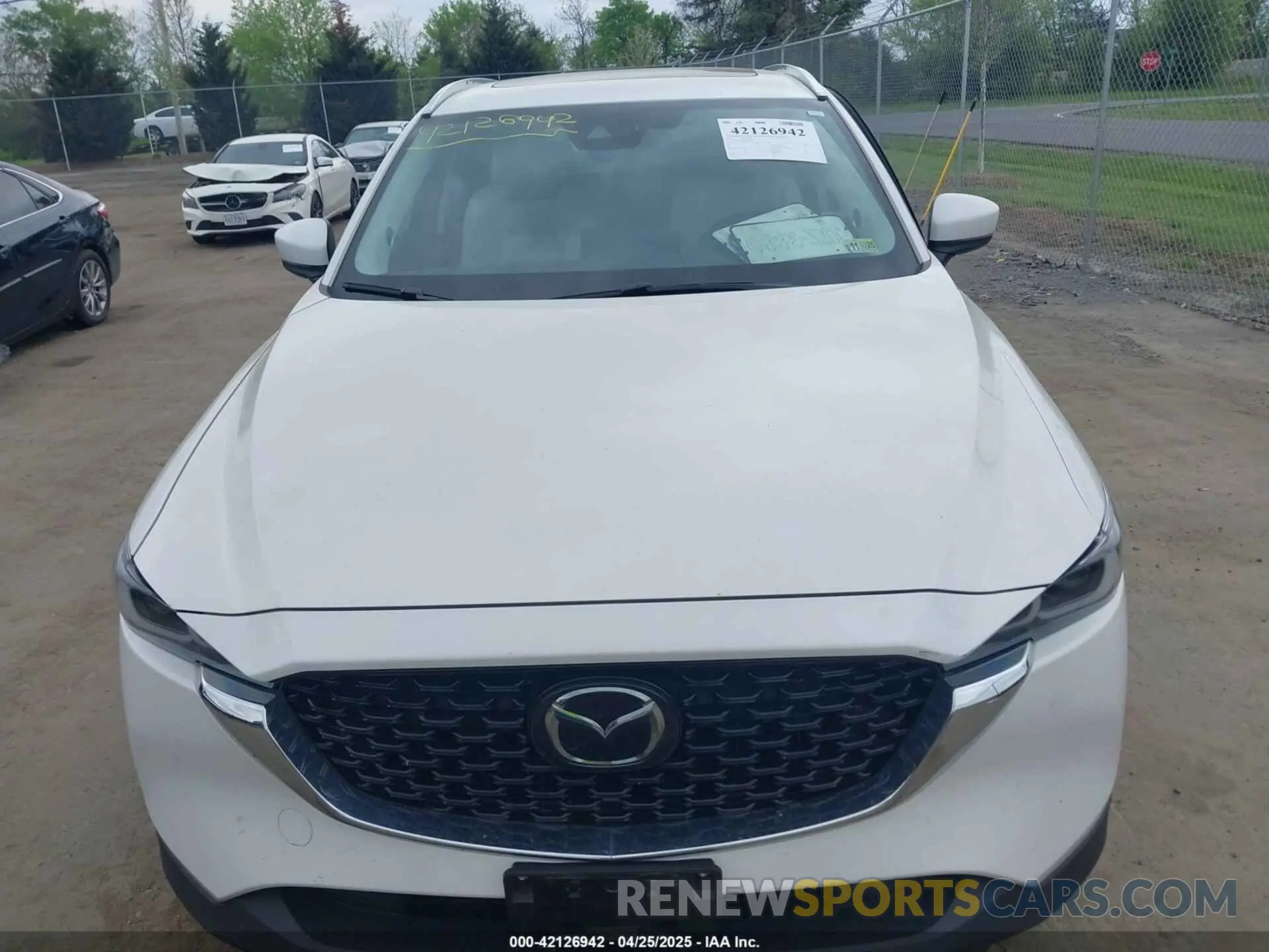 12 fotografías del automóvil dañado JM3KFBEMXP0280221 MAZDA CX-5 2023