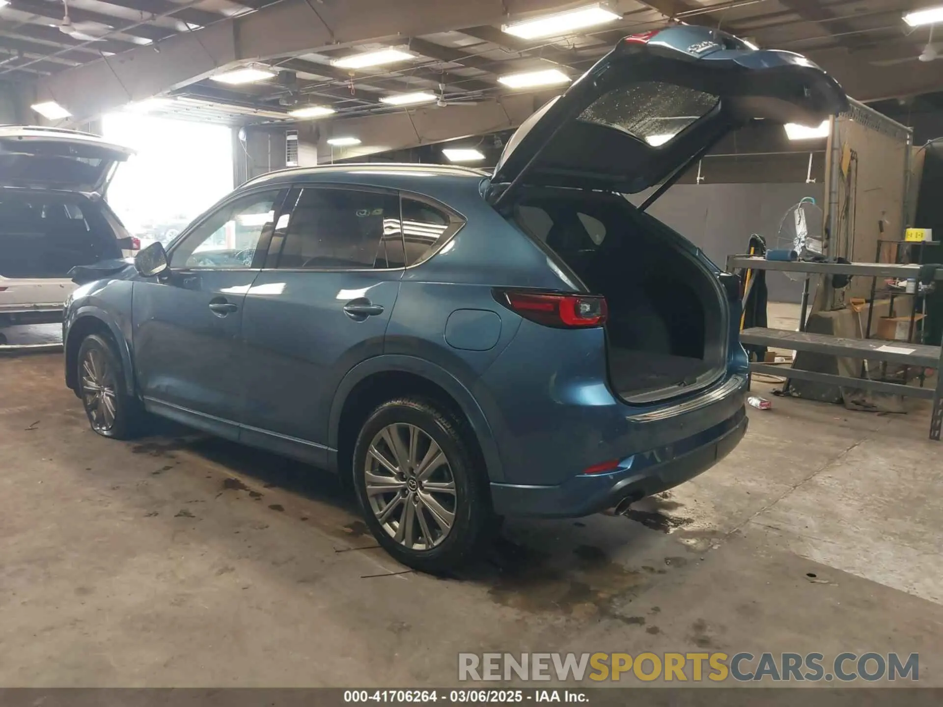 3 fotografías del automóvil dañado JM3KFBXY4P0120187 MAZDA CX-5 2023