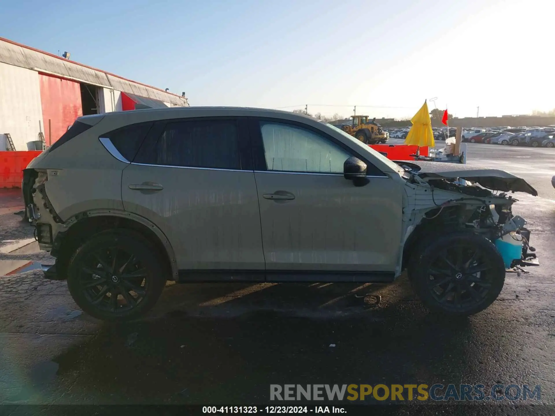 14 fotografías del automóvil dañado JM3KFBAY6R0423158 MAZDA CX-5 2024