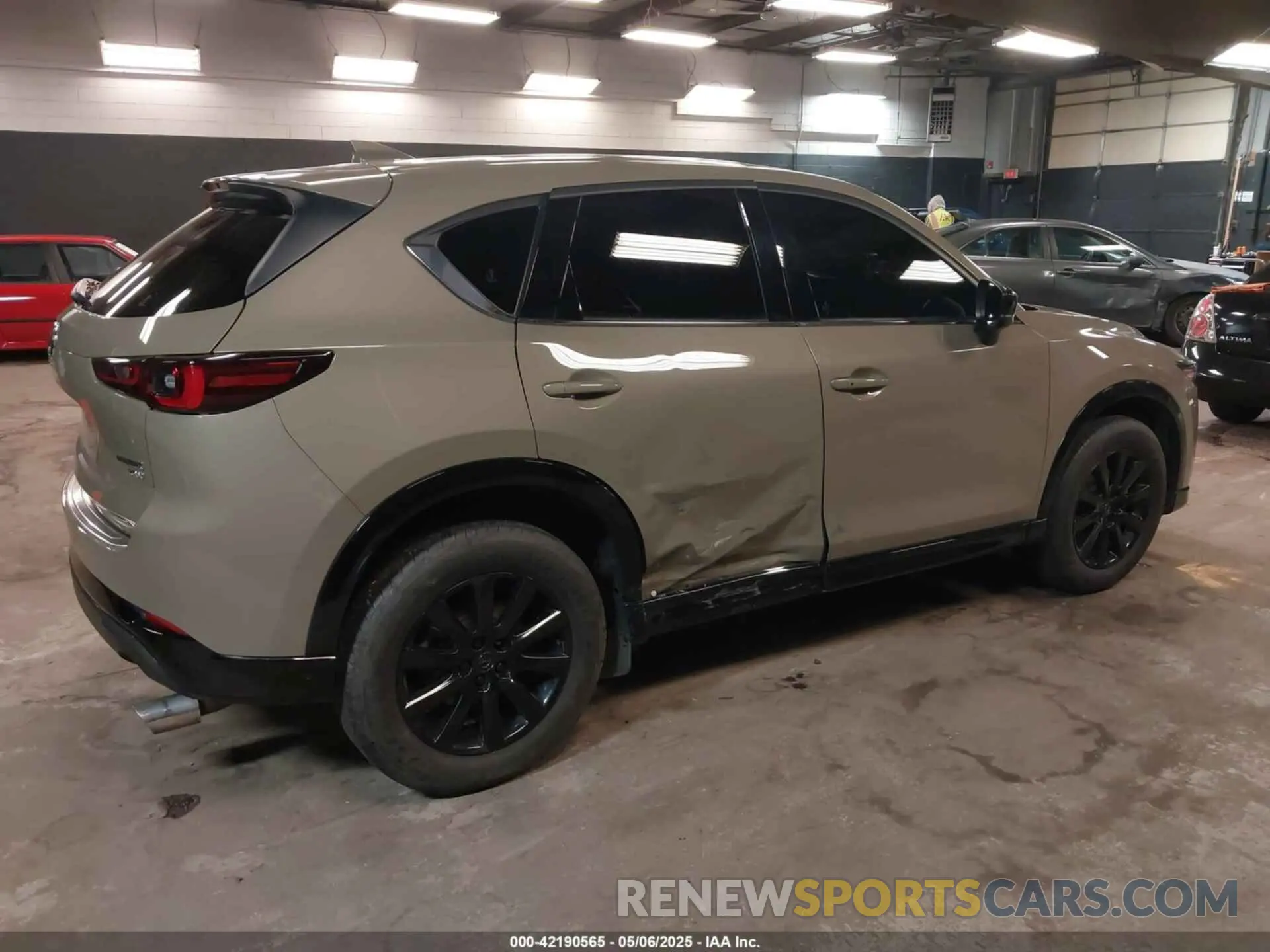 4 fotografías del automóvil dañado JM3KFBAY9R0424756 MAZDA CX-5 2024