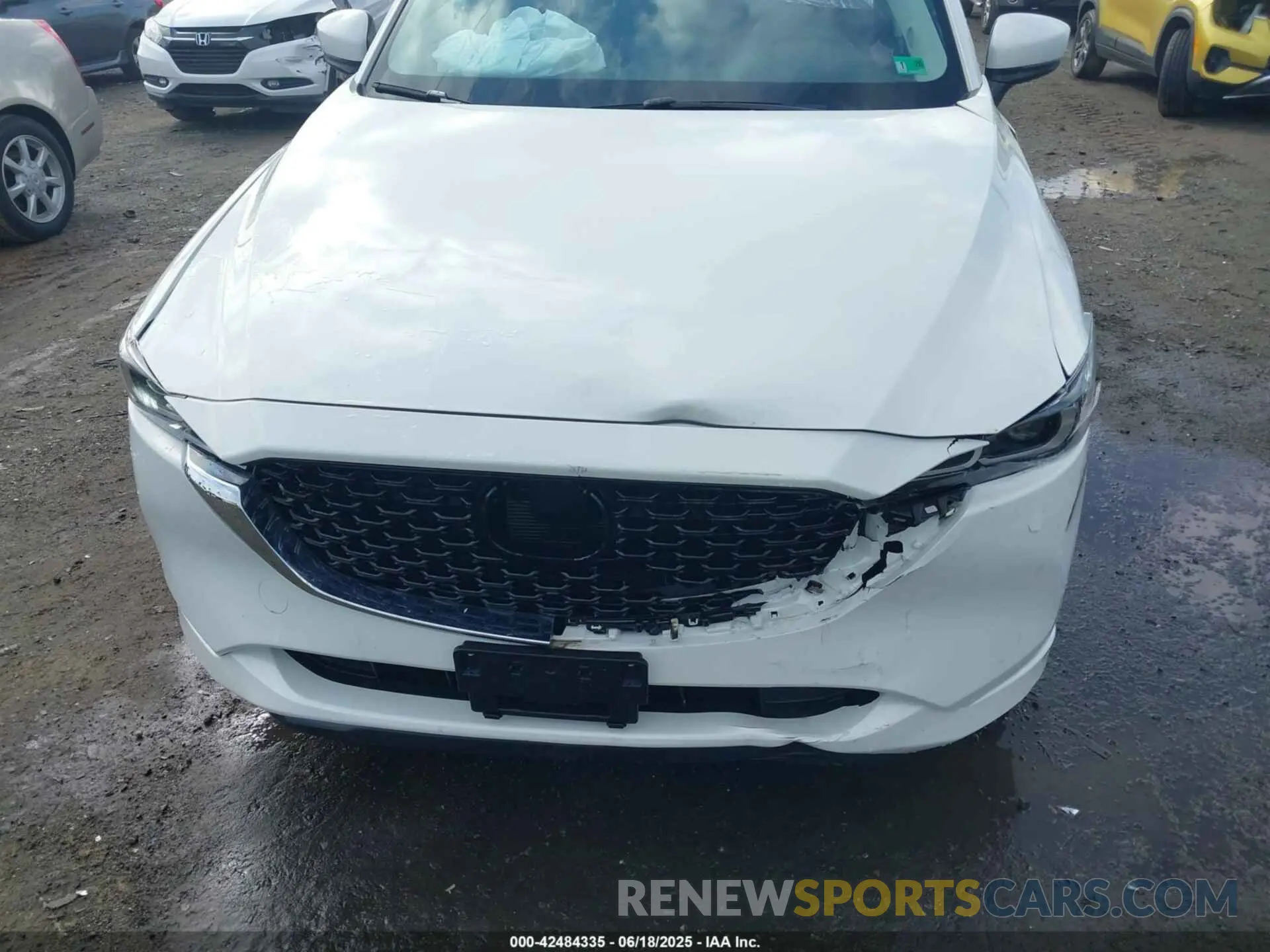 18 fotografías del automóvil dañado JM3KFBBL0R0409114 MAZDA CX-5 2024