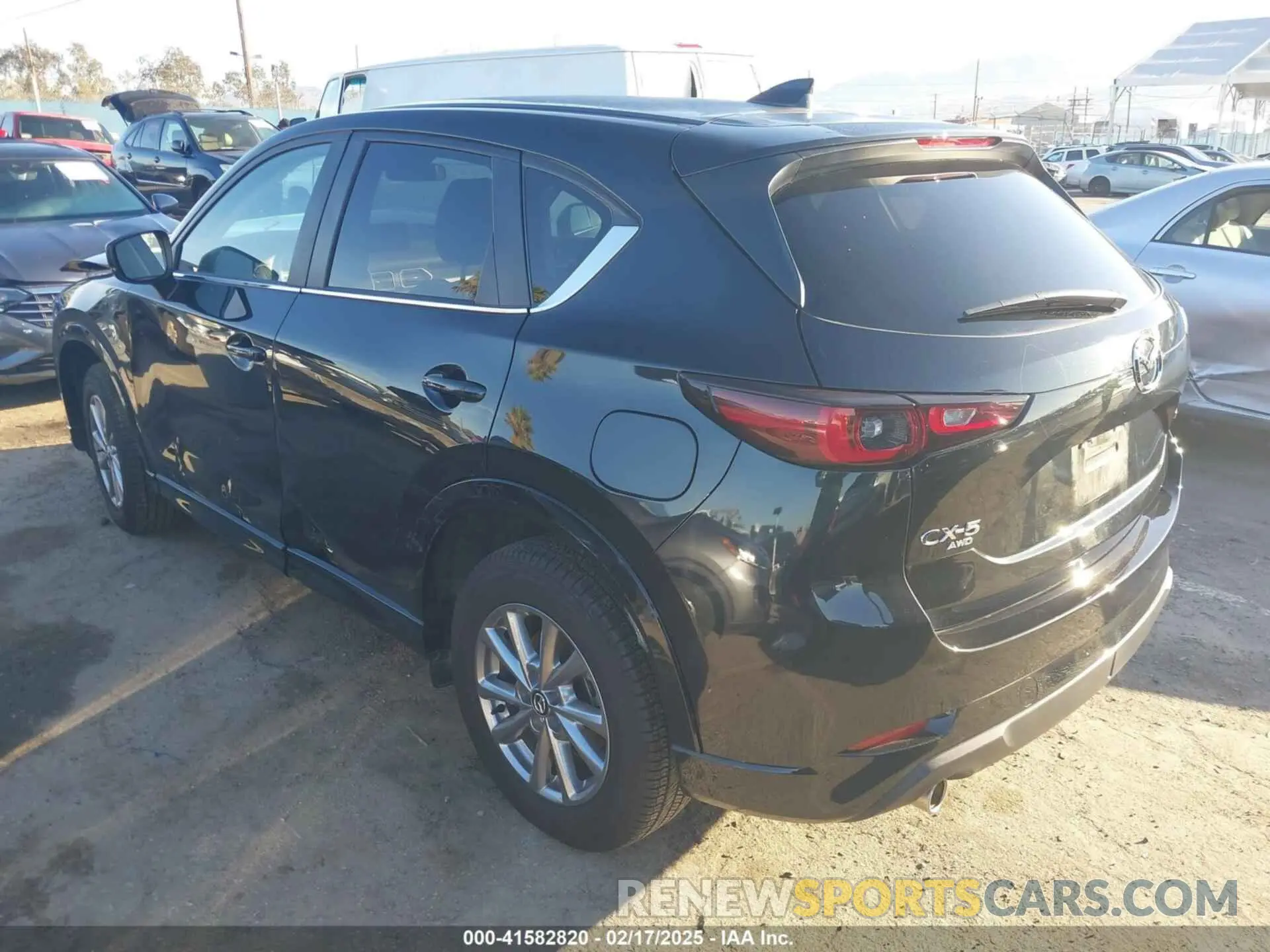 3 fotografías del automóvil dañado JM3KFBBL0R0434997 MAZDA CX-5 2024
