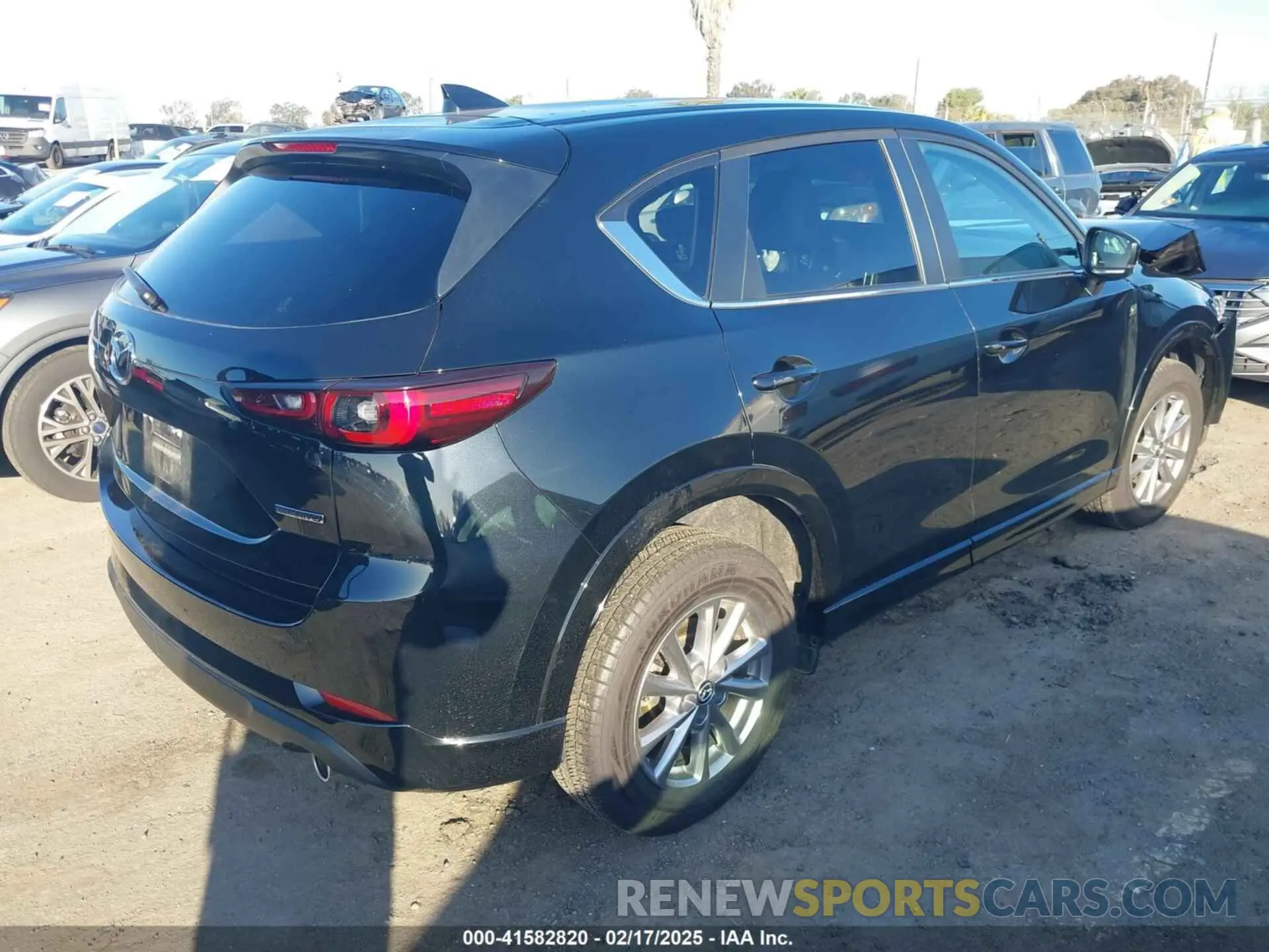 4 fotografías del automóvil dañado JM3KFBBL0R0434997 MAZDA CX-5 2024