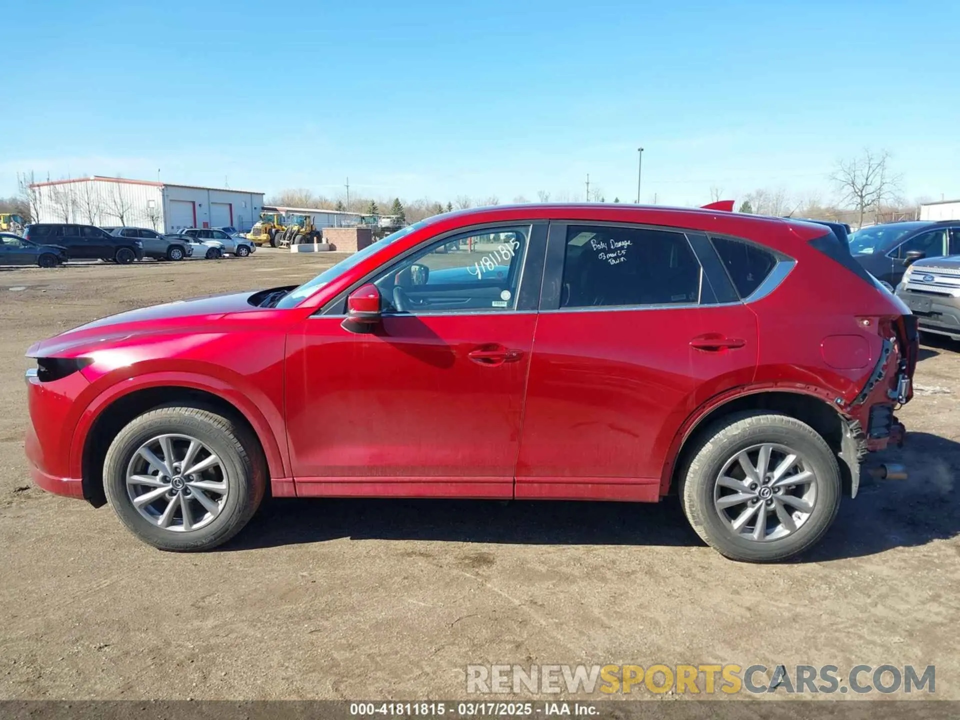 14 fotografías del automóvil dañado JM3KFBBL0R0435485 MAZDA CX-5 2024