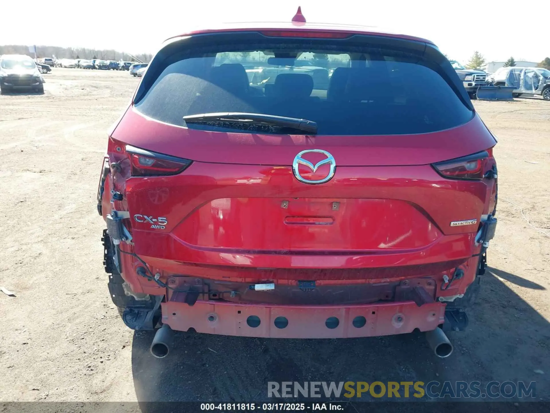 16 fotografías del automóvil dañado JM3KFBBL0R0435485 MAZDA CX-5 2024