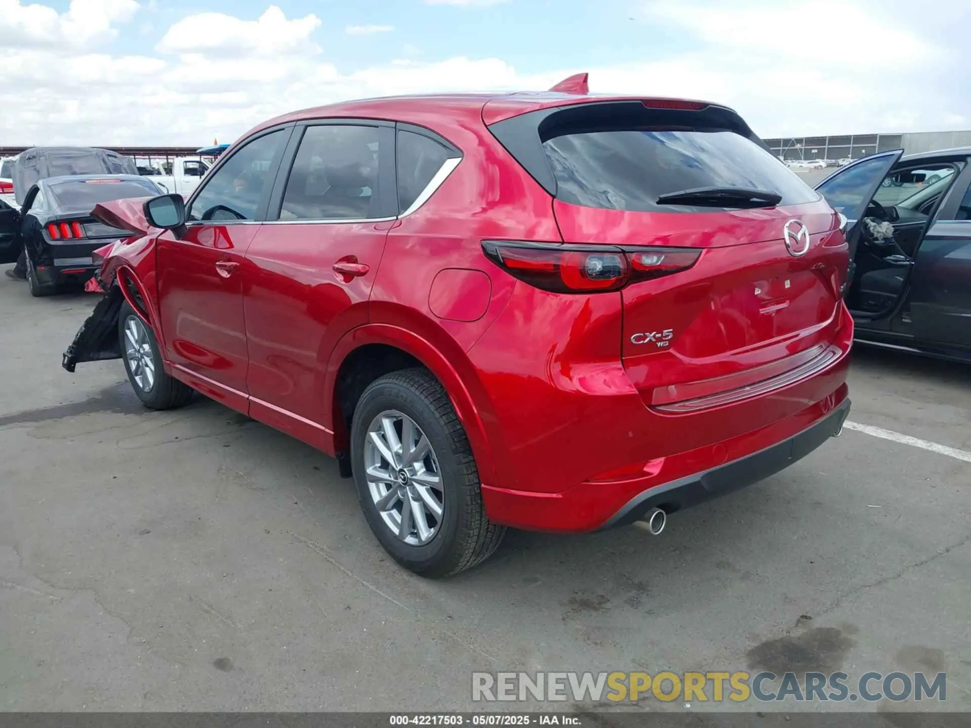 3 fotografías del automóvil dañado JM3KFBBL0R0531830 MAZDA CX-5 2024
