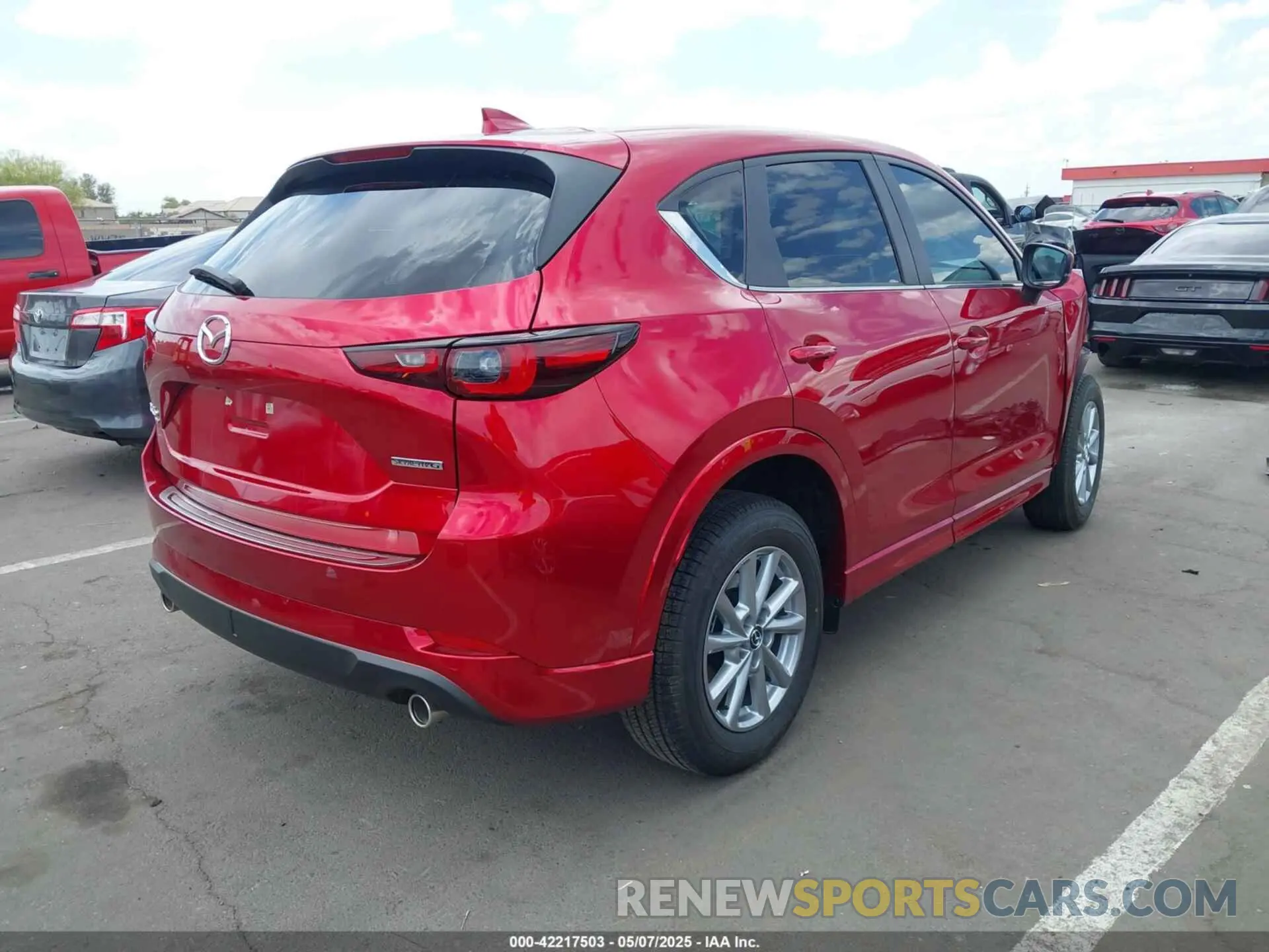 4 fotografías del automóvil dañado JM3KFBBL0R0531830 MAZDA CX-5 2024