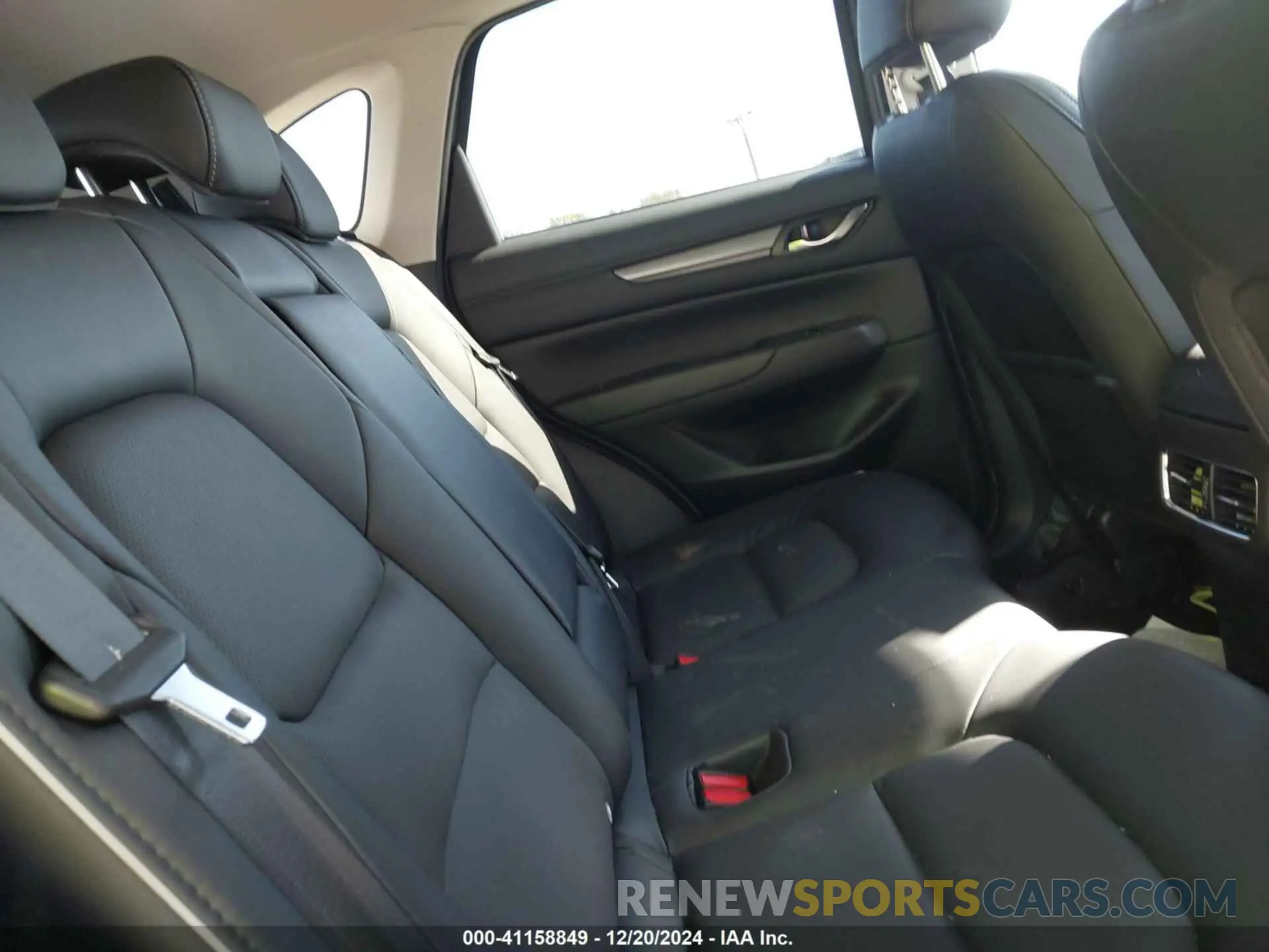8 fotografías del automóvil dañado JM3KFBBL1R0453154 MAZDA CX-5 2024
