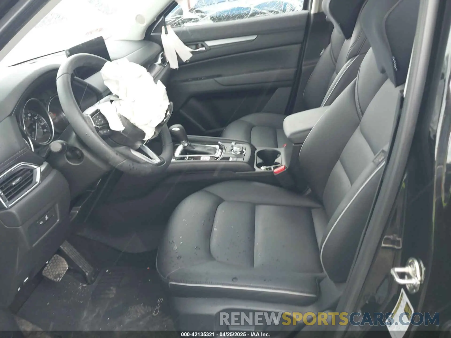5 fotografías del automóvil dañado JM3KFBBL2R0532106 MAZDA CX-5 2024