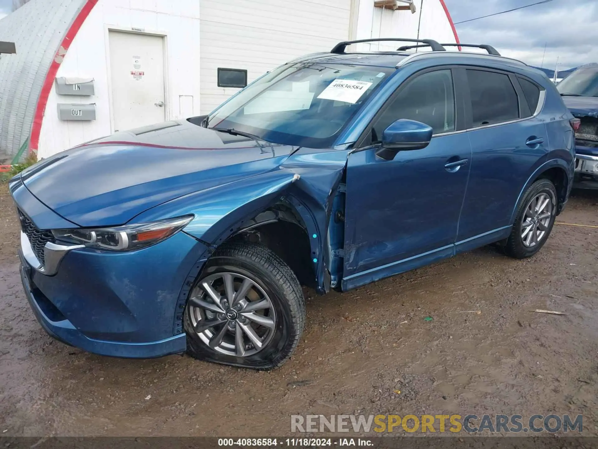 2 fotografías del automóvil dañado JM3KFBBL3R0477665 MAZDA CX-5 2024