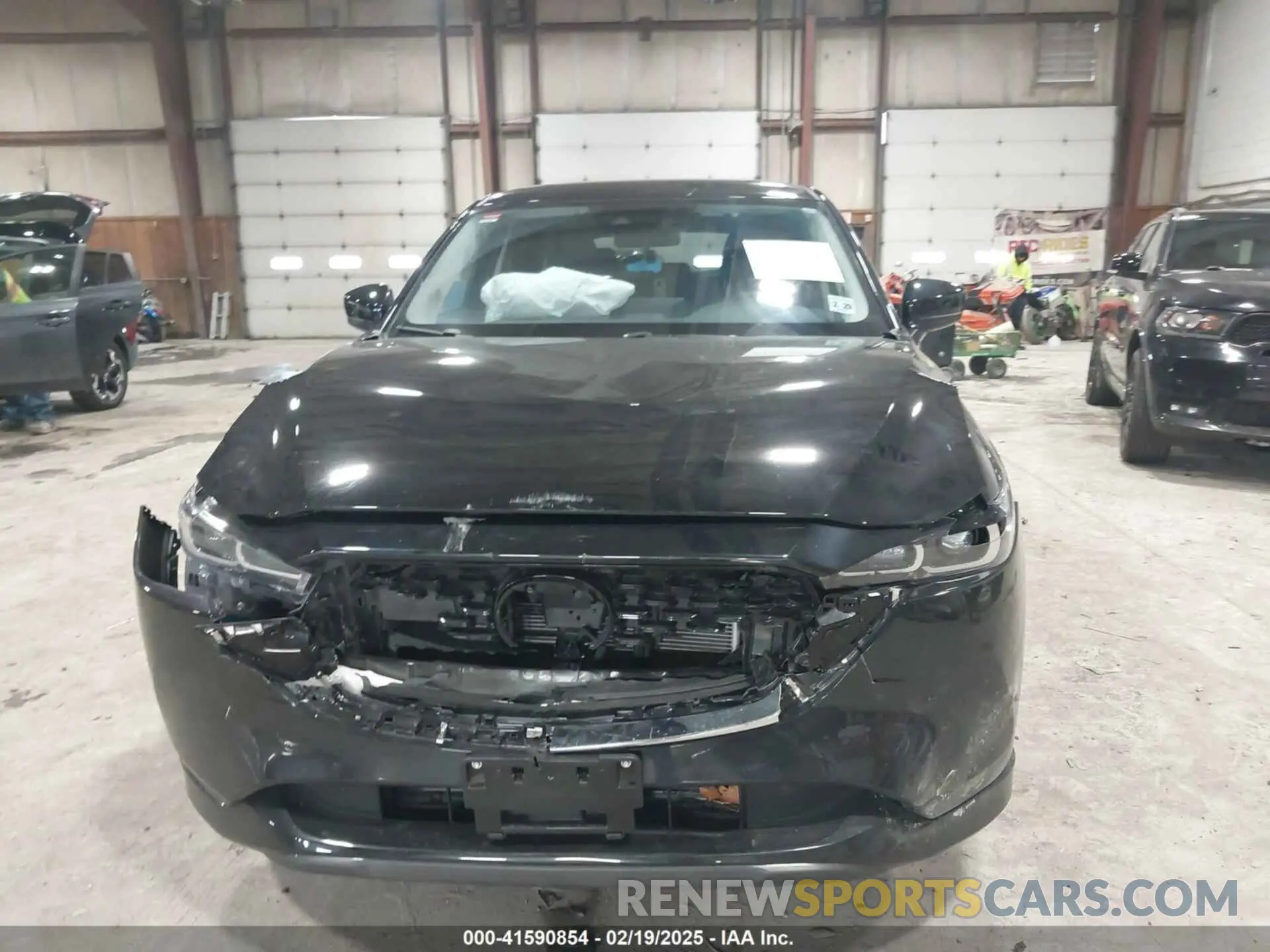 12 fotografías del automóvil dañado JM3KFBBL4R0442472 MAZDA CX-5 2024