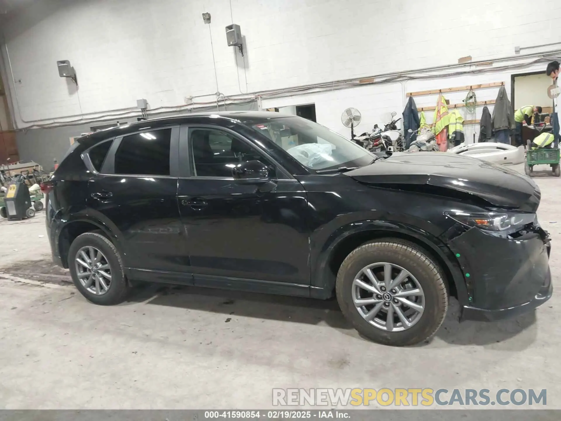13 fotografías del automóvil dañado JM3KFBBL4R0442472 MAZDA CX-5 2024