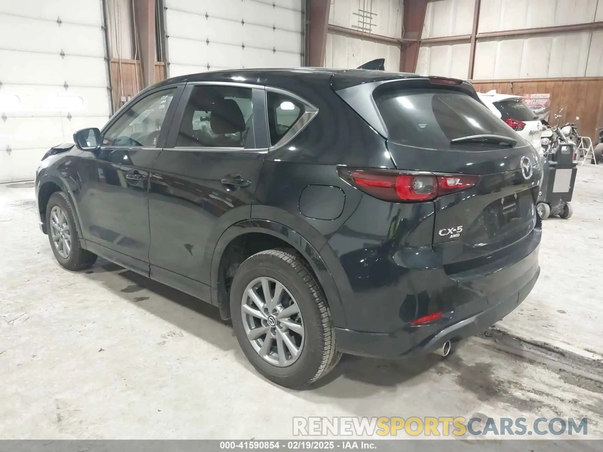 3 fotografías del automóvil dañado JM3KFBBL4R0442472 MAZDA CX-5 2024